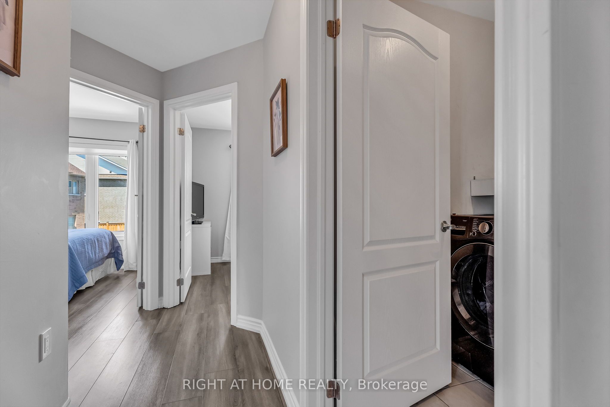 352 Miller Park Avenue Property Photo 24