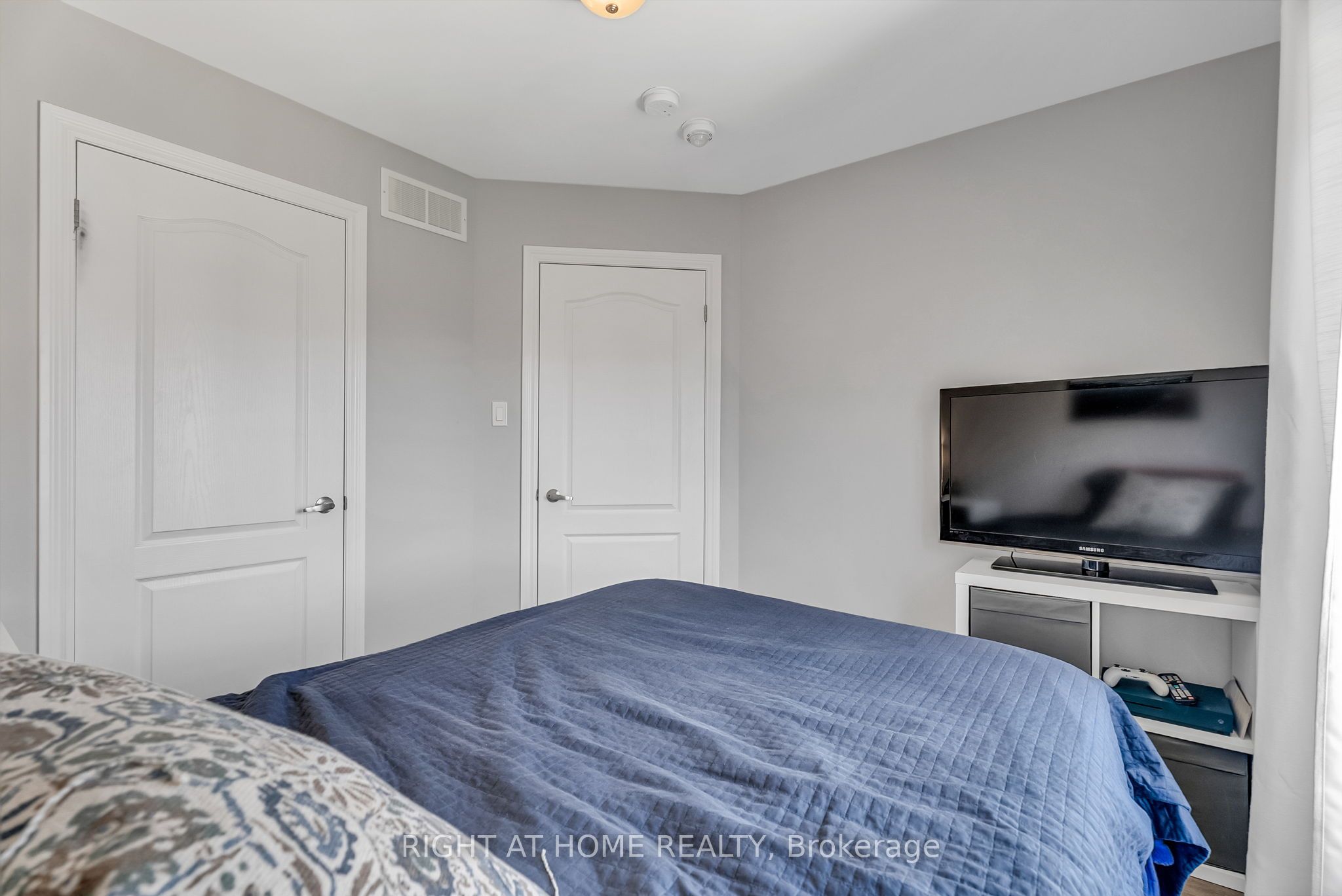 352 Miller Park Avenue Property Photo 34