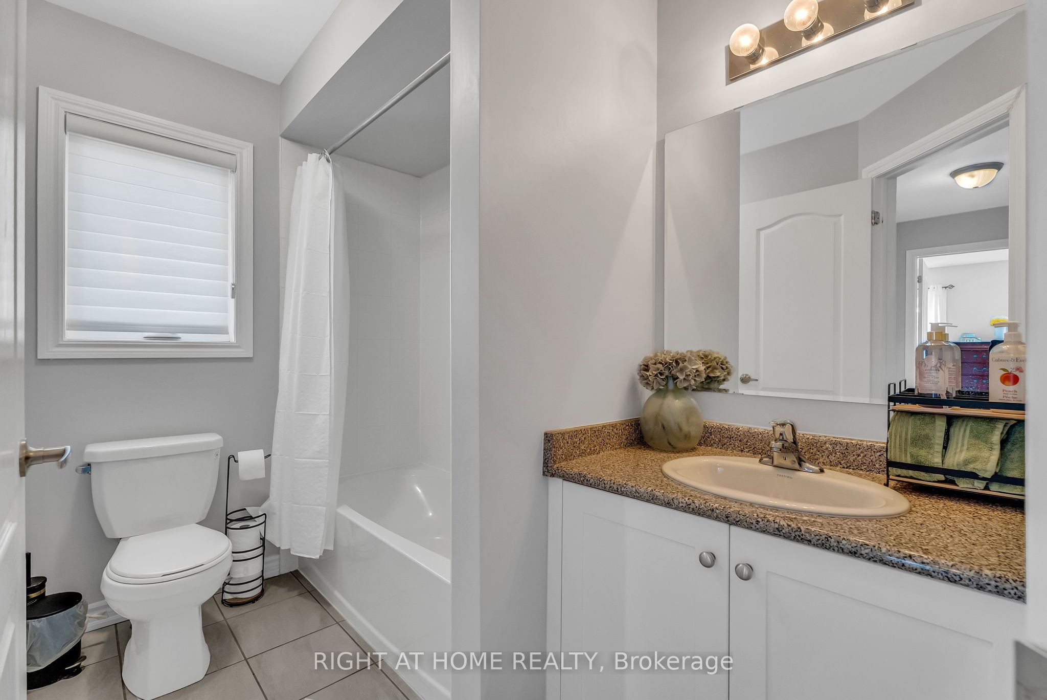 352 Miller Park Avenue Property Photo 36