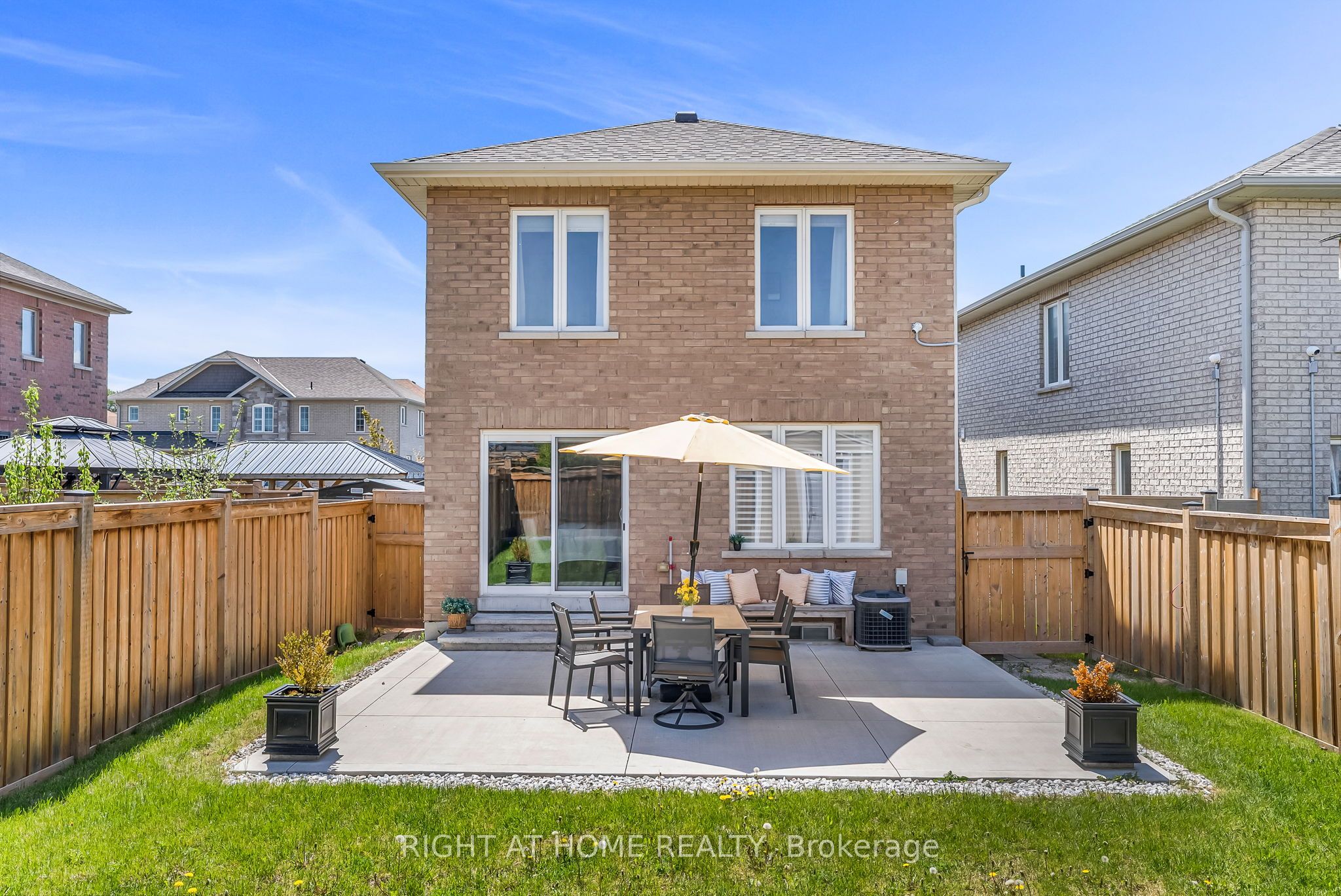 352 Miller Park Avenue Property Photo 48