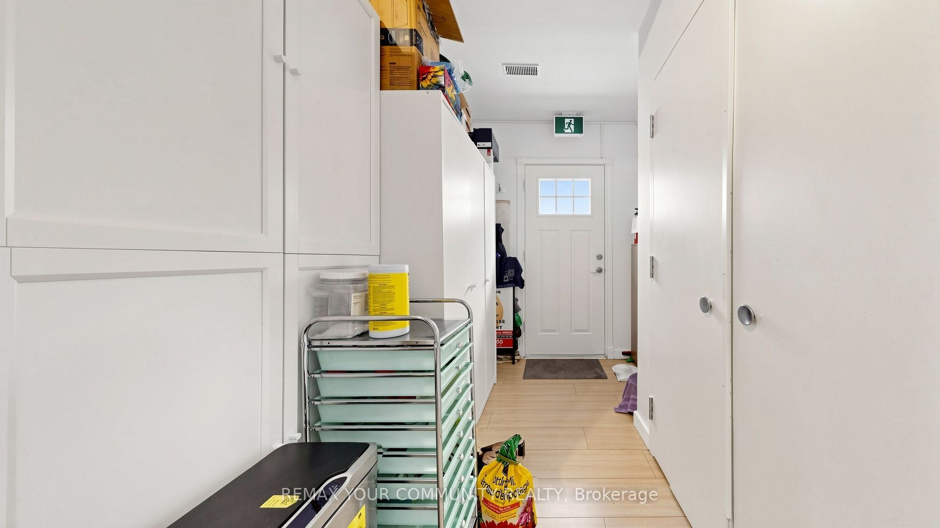 153 Woodbridge Avenue 6 Property Photo 27