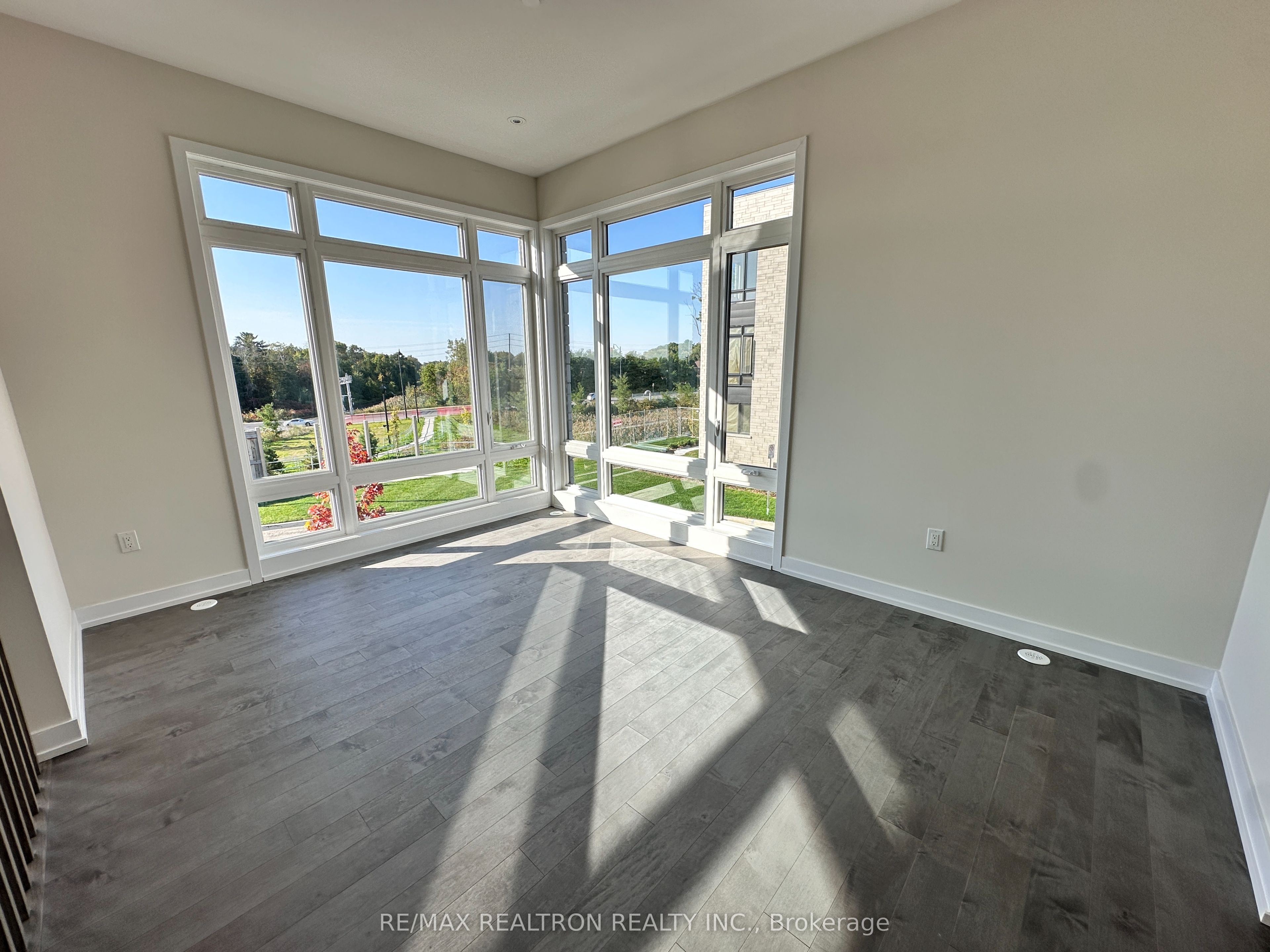 101 Credit Lane Property Photo 12