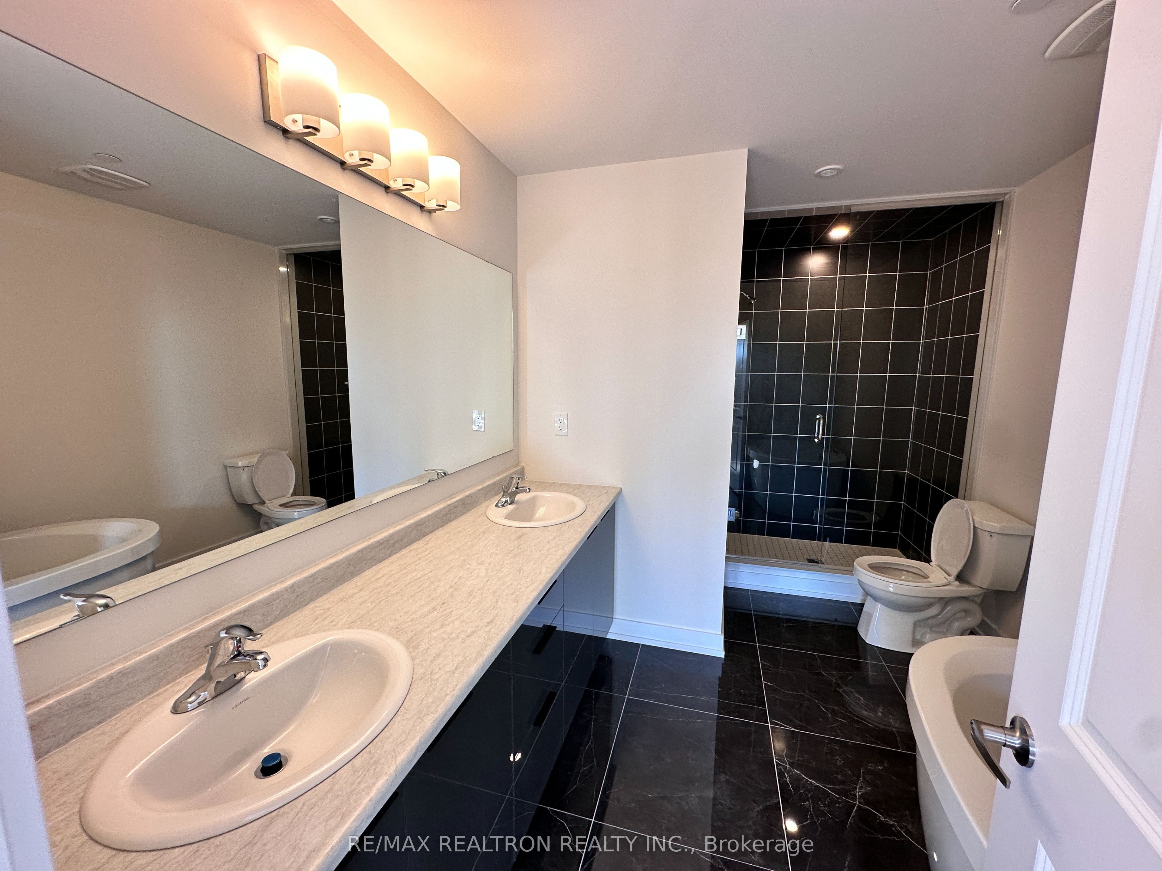 101 Credit Lane Property Photo 20