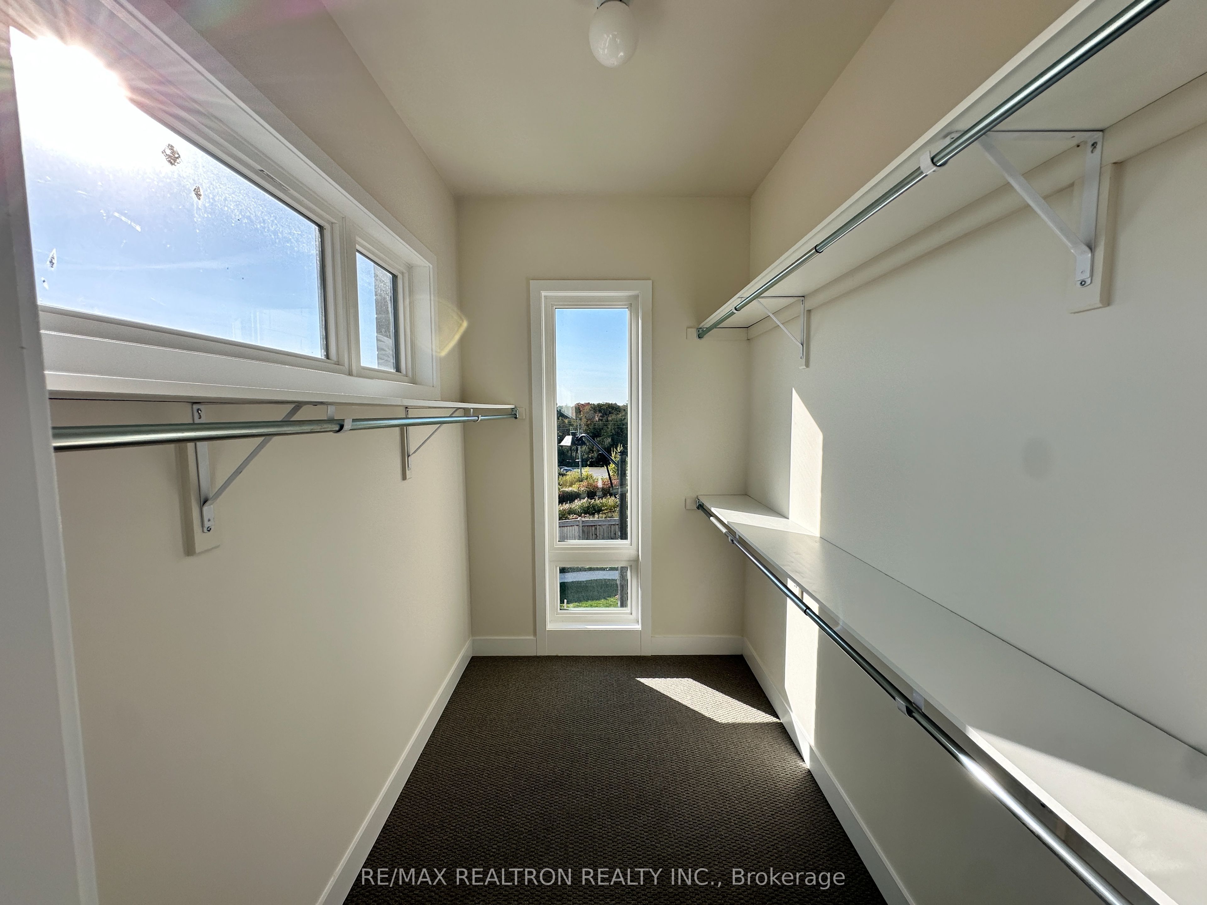 101 Credit Lane Property Photo 22