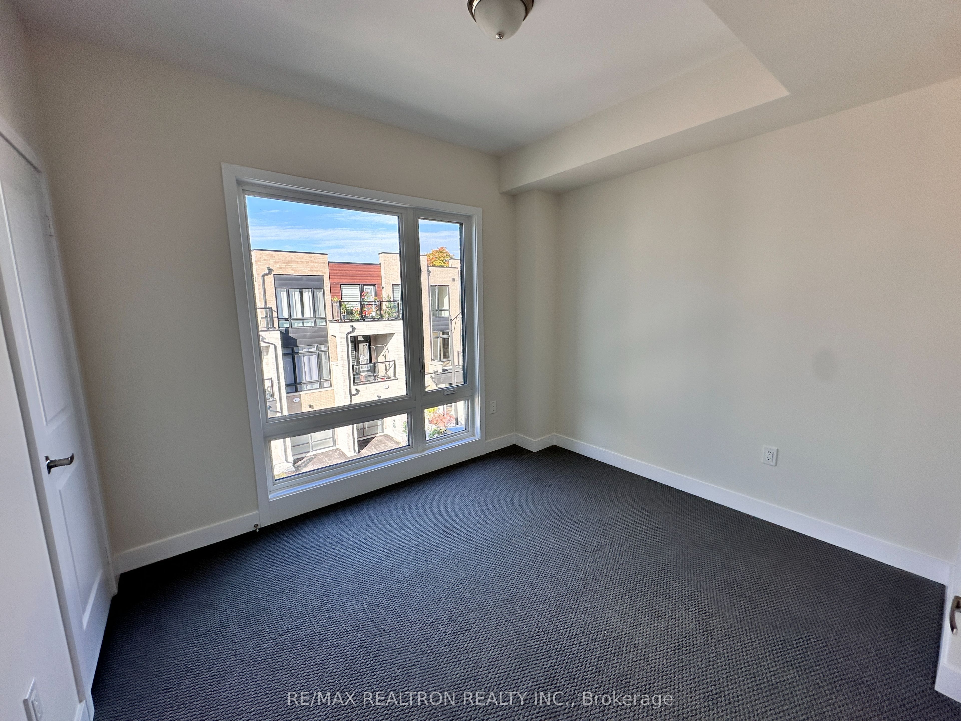 101 Credit Lane Property Photo 23