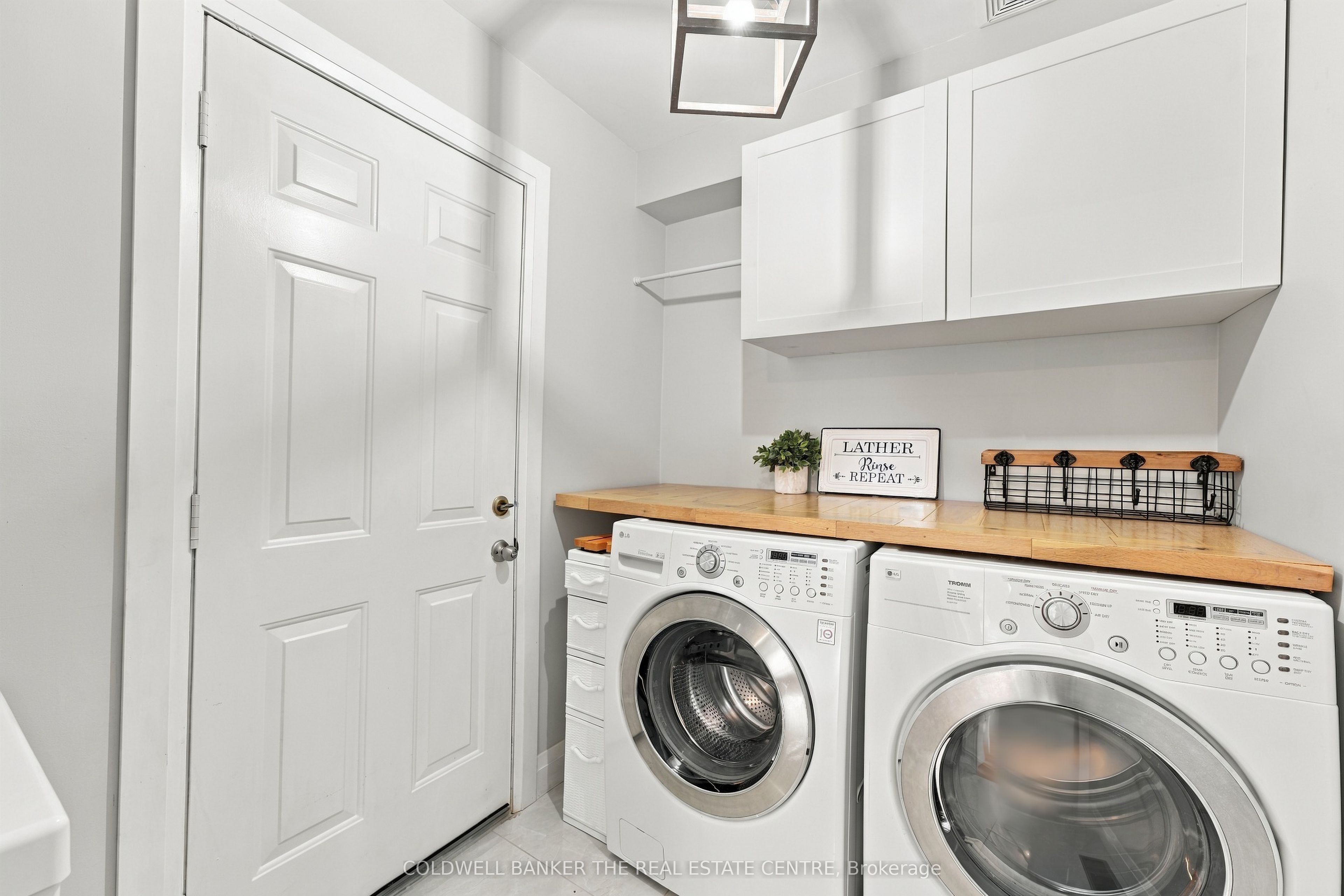 28 Hirst Avenue E Property Photo 19