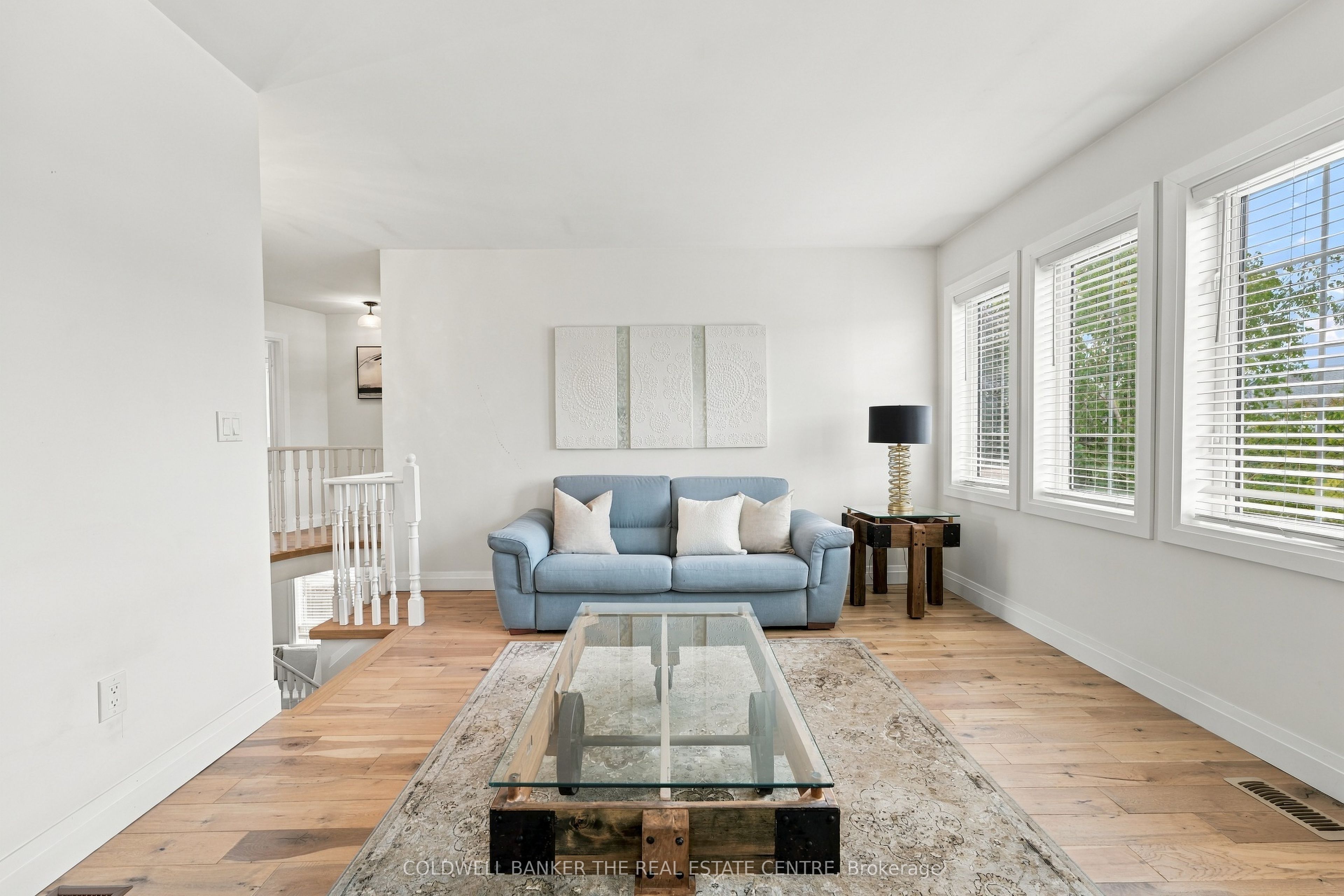 28 Hirst Avenue E Property Photo 21