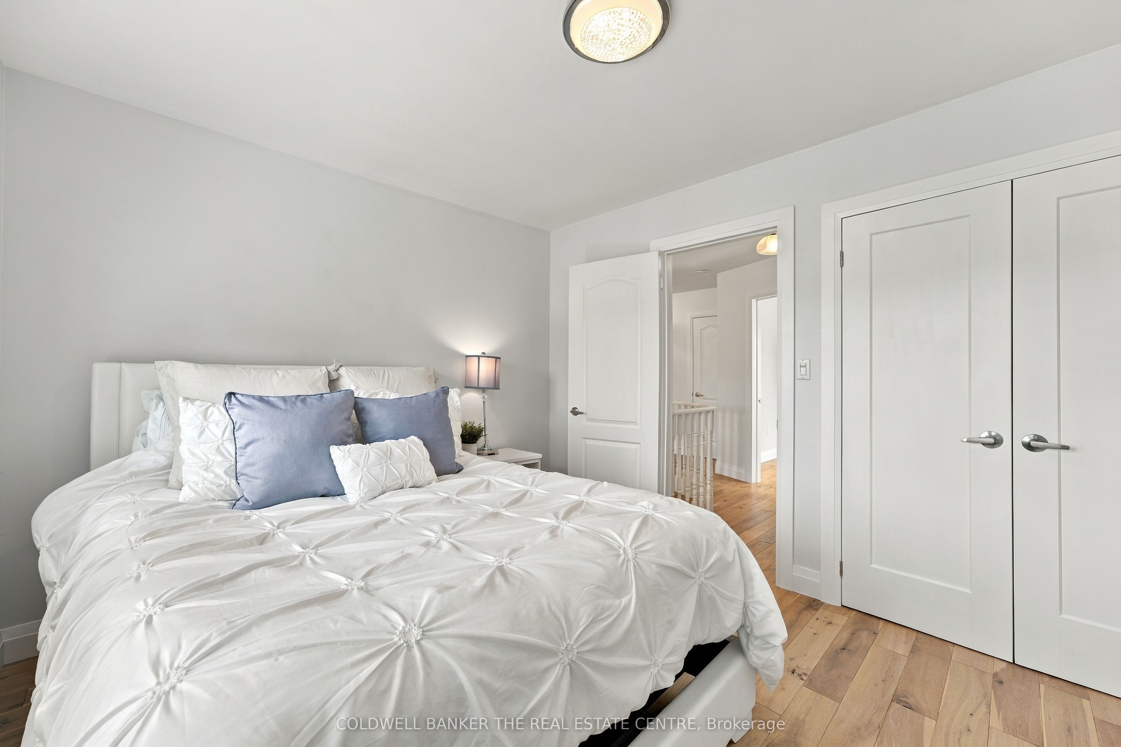 28 Hirst Avenue E Property Photo 26