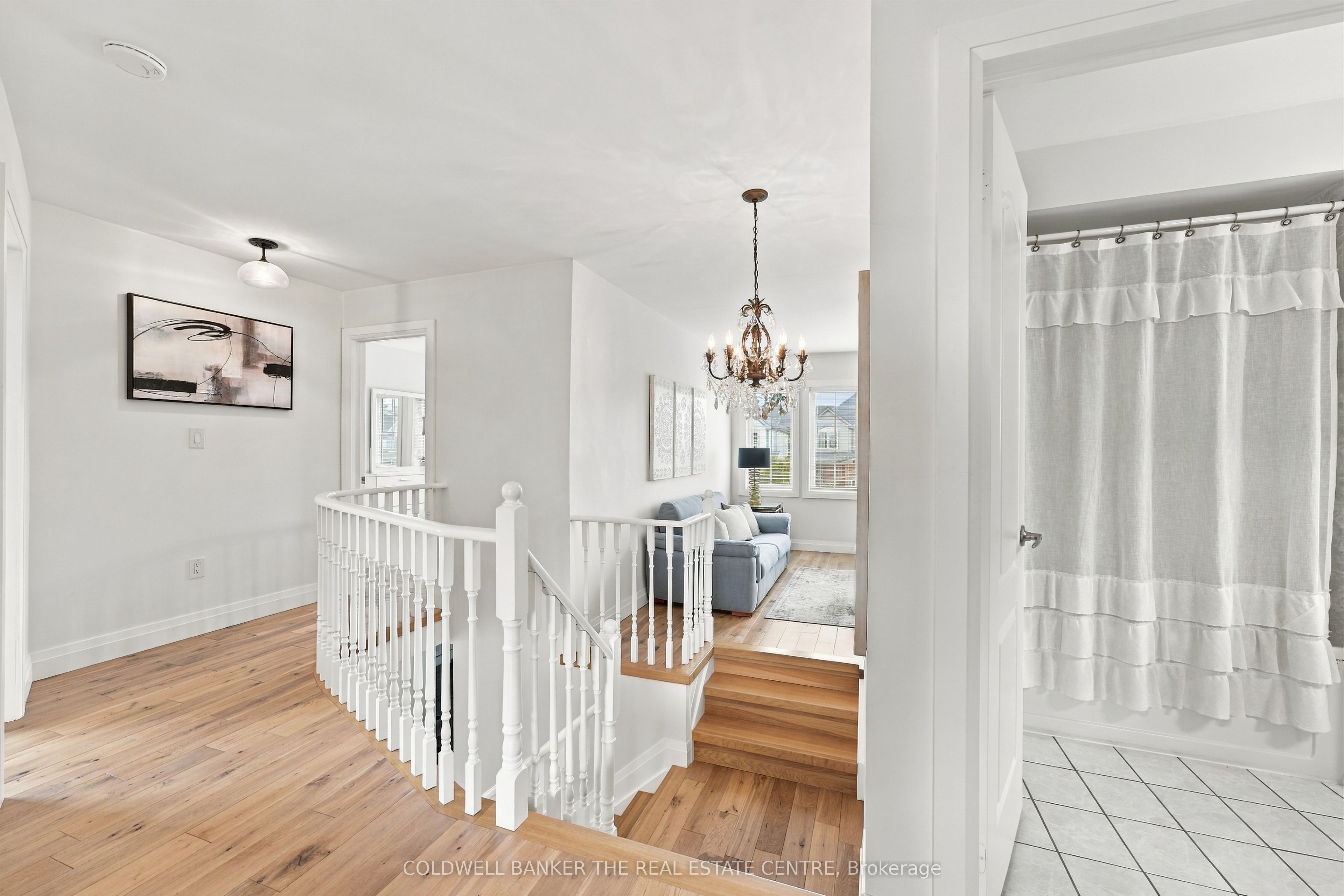 28 Hirst Avenue E Property Photo 27
