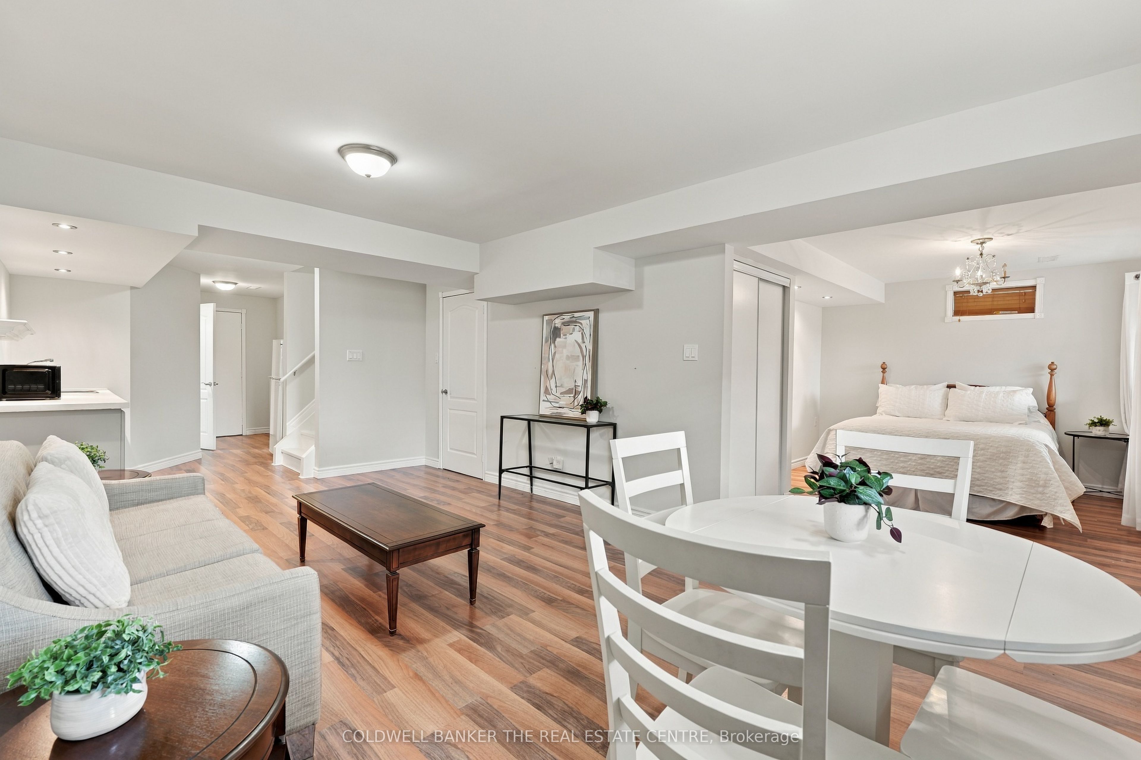 28 Hirst Avenue E Property Photo 33