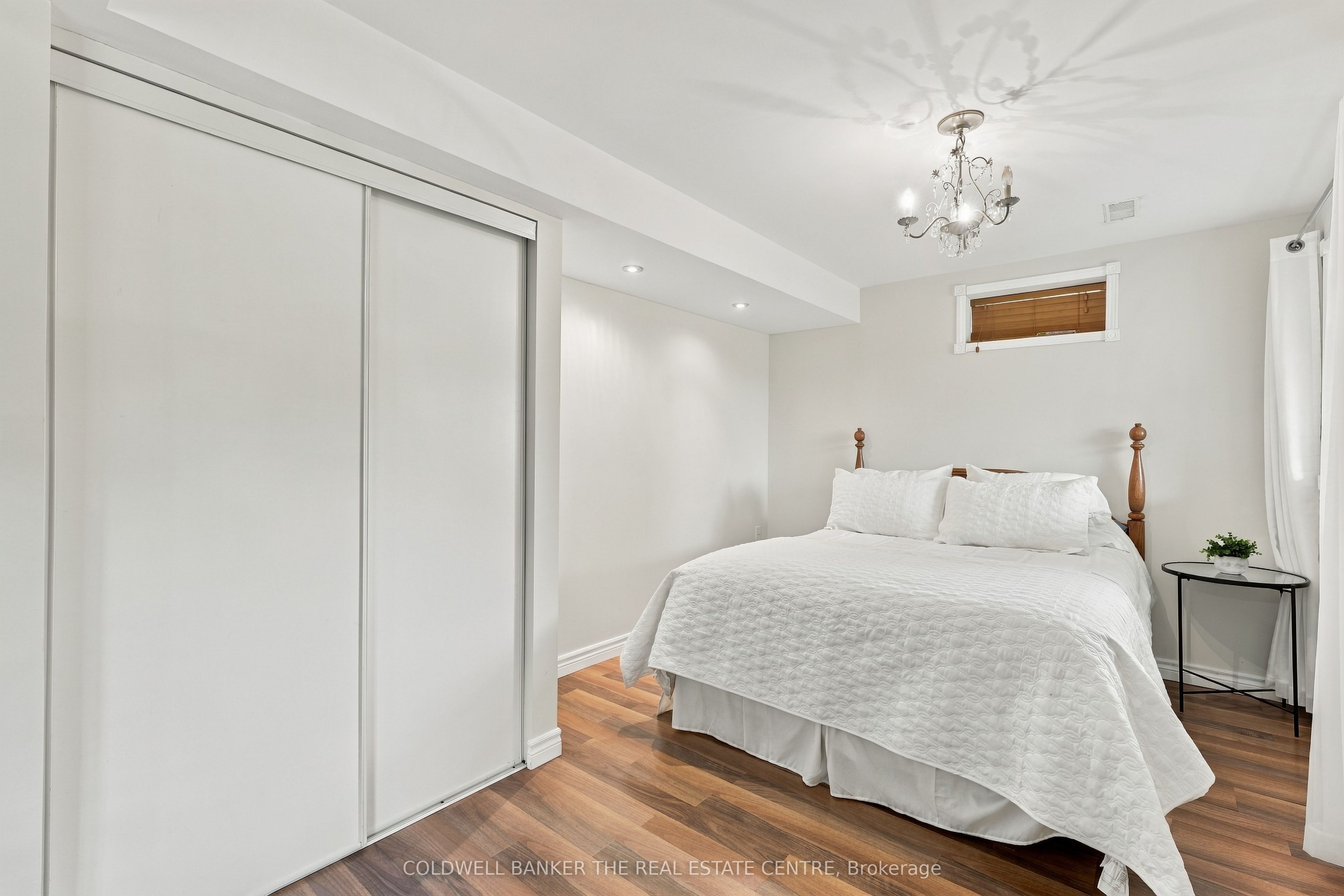28 Hirst Avenue E Property Photo 34