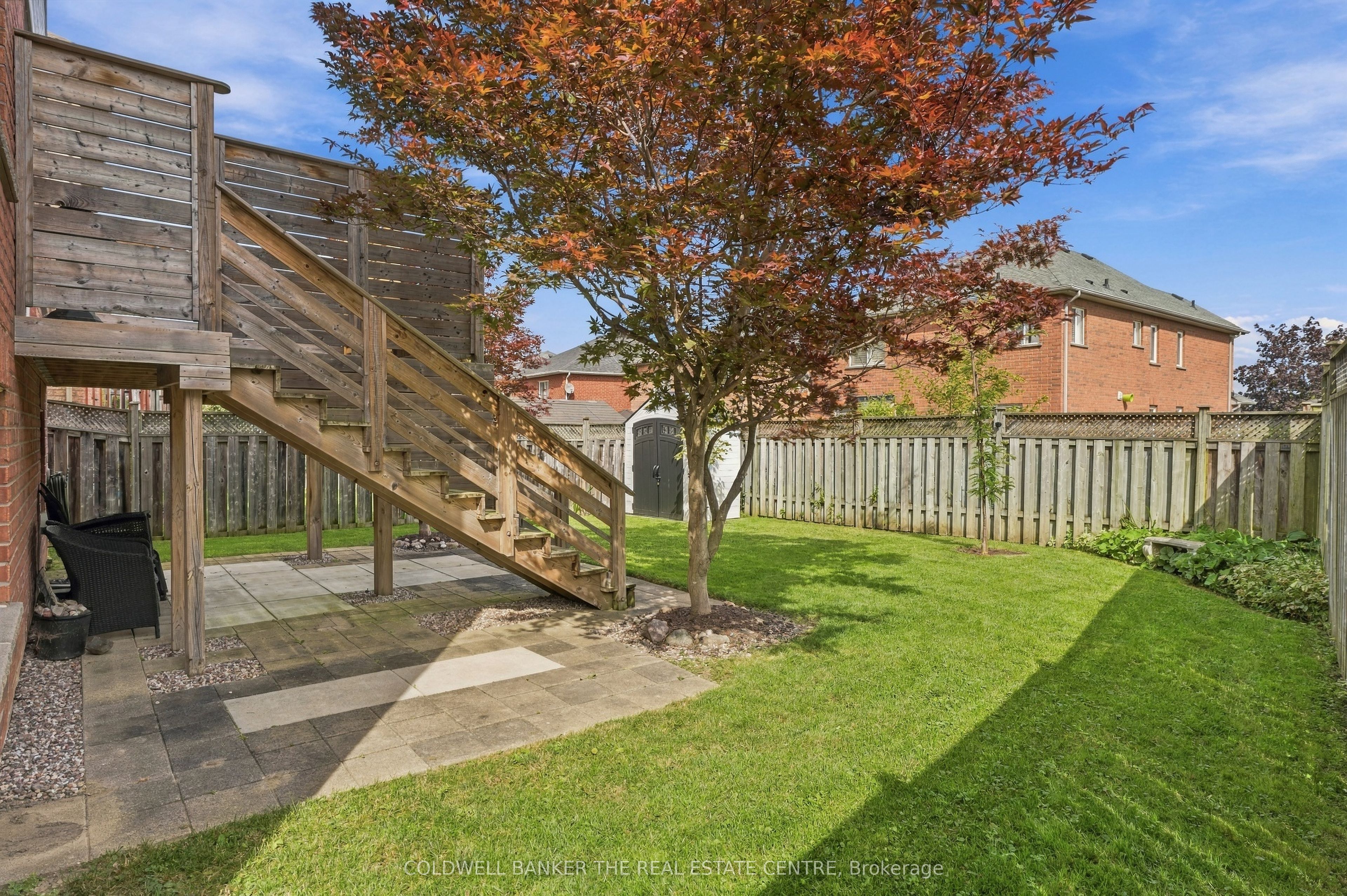 28 Hirst Avenue E Property Photo 38