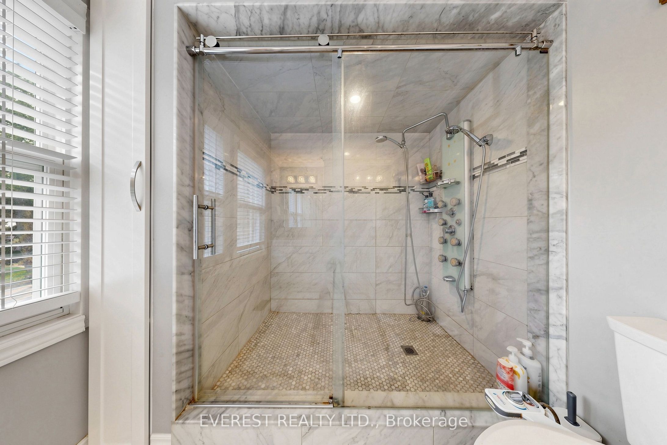 7 Tarlton Court Property Photo 25