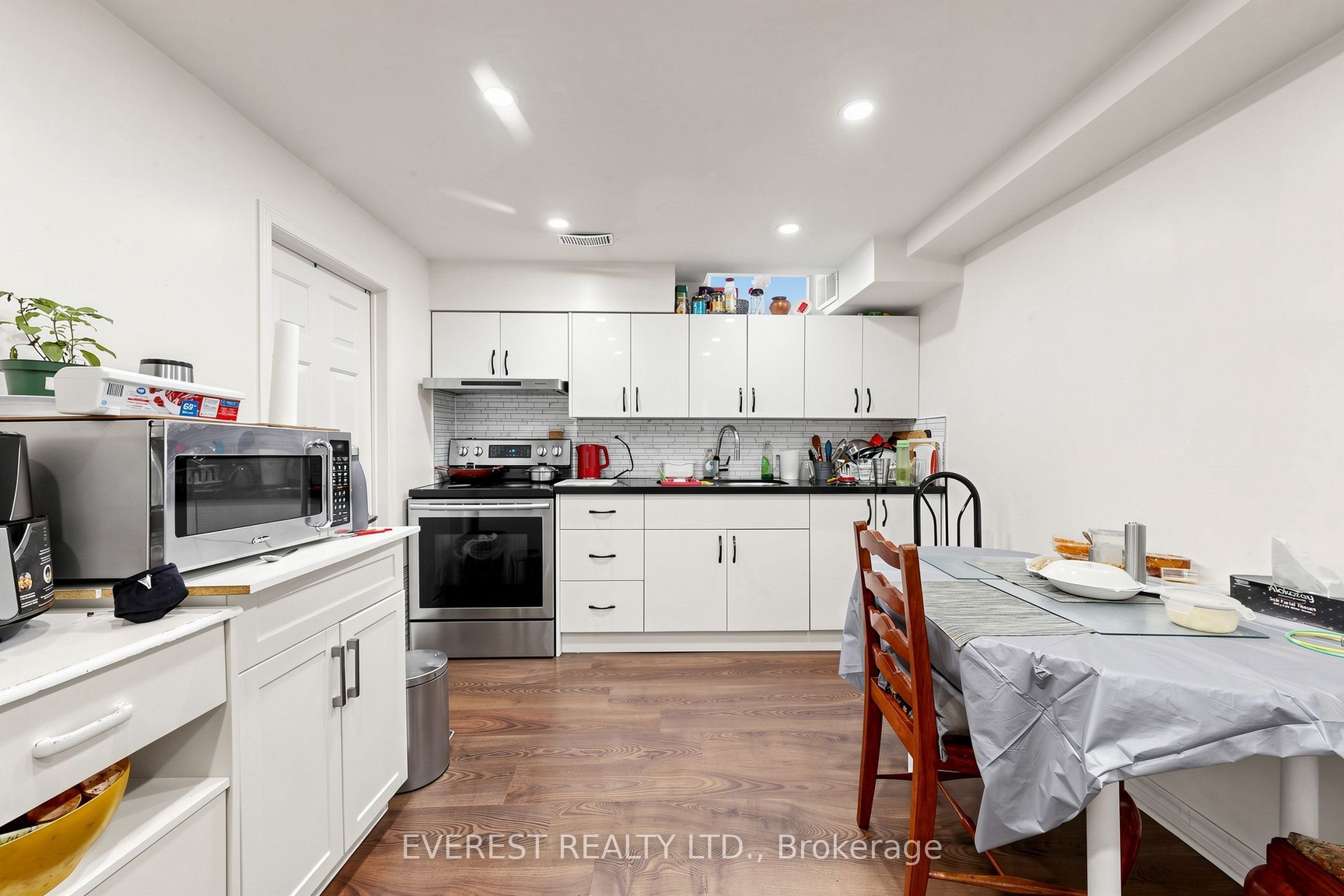 7 Tarlton Court Property Photo 35