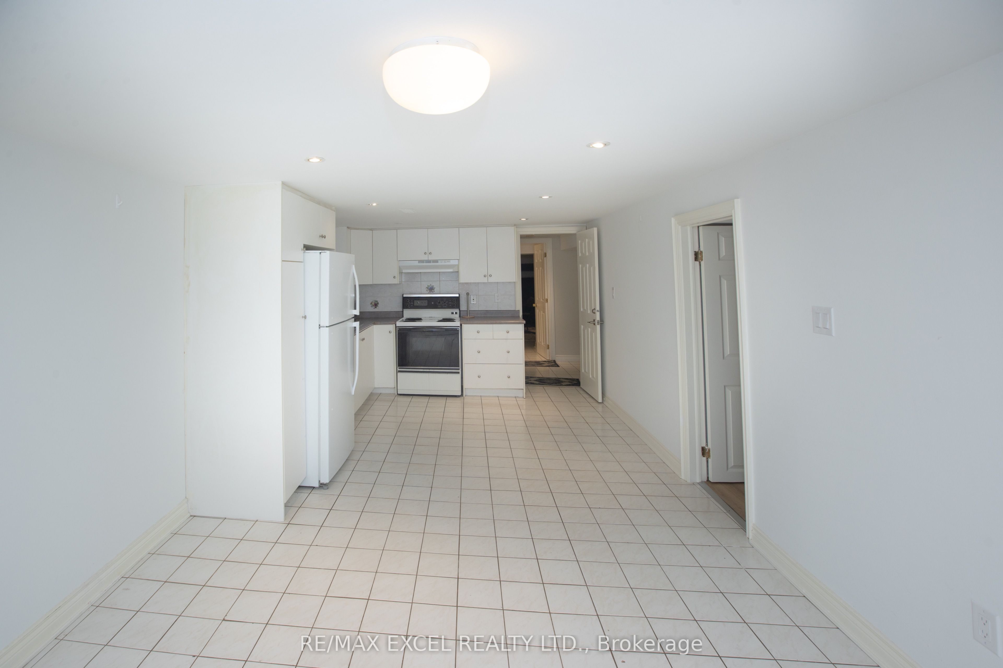 387 W Crosby Avenue Basement Property Photo 8