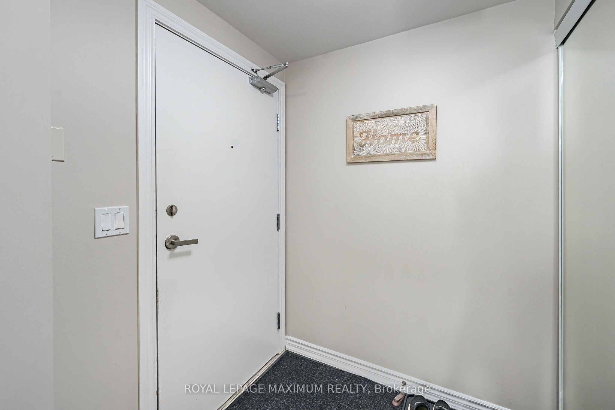 8026 Kipling Avenue 305 Property Photo 8