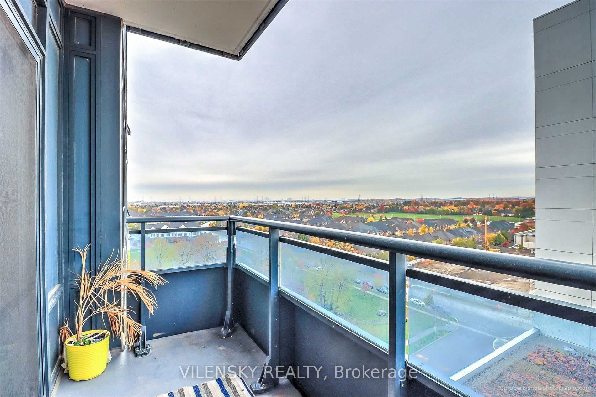 7890 Bathurst Street 1011 Property Photo 19