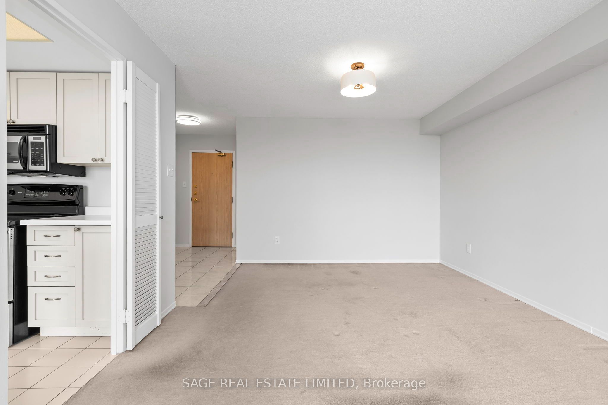 30 Harding Boulevard W 1015 Property Photo 7