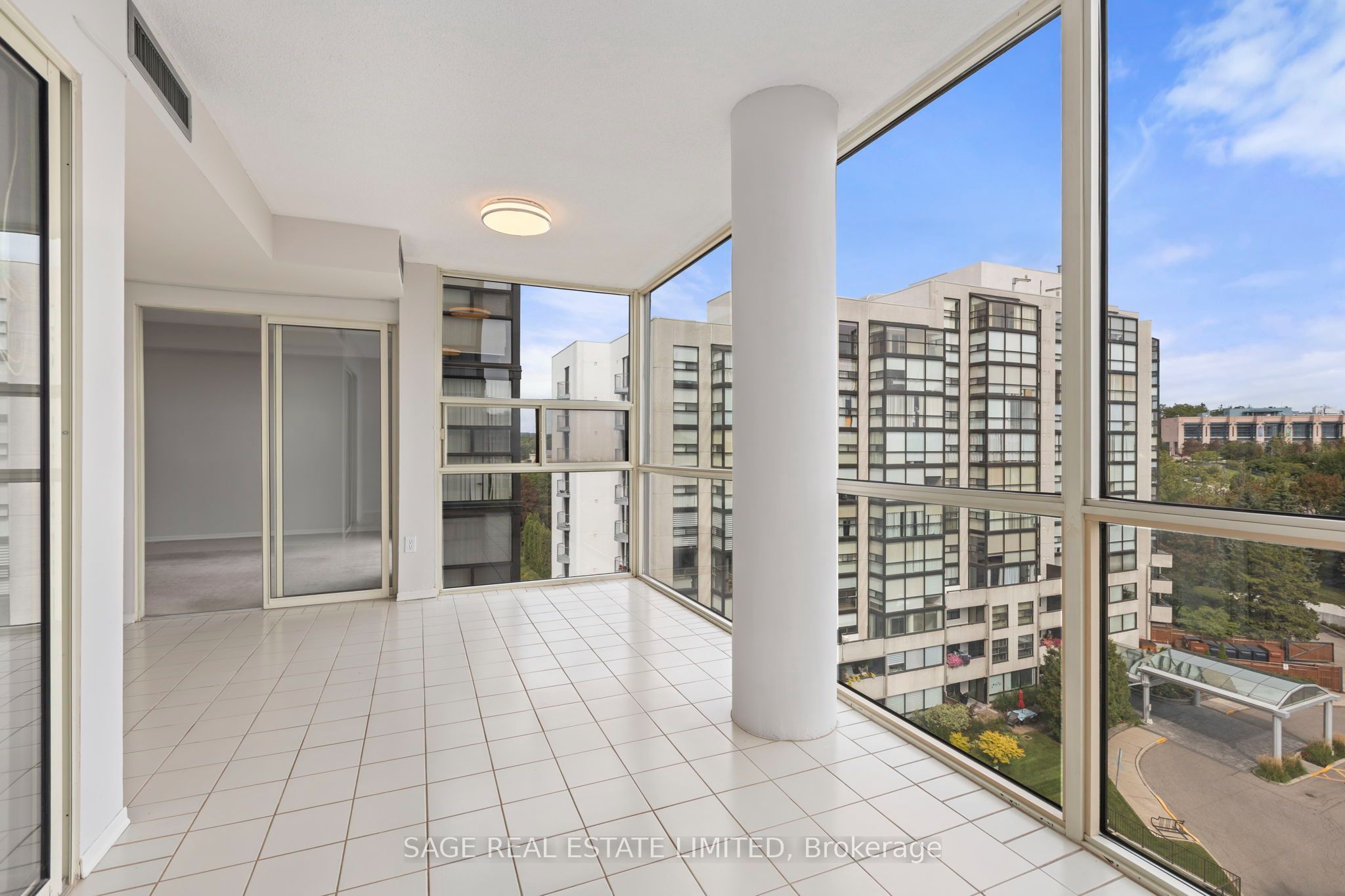 30 Harding Boulevard W 1015 Property Photo 18