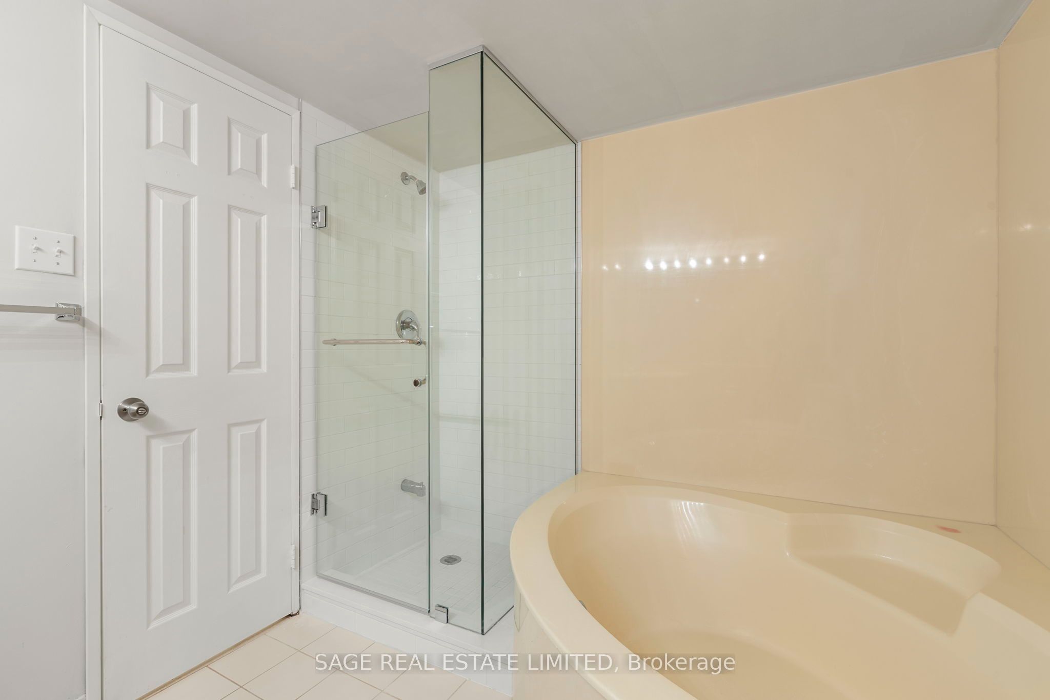 30 Harding Boulevard W 1015 Property Photo 22