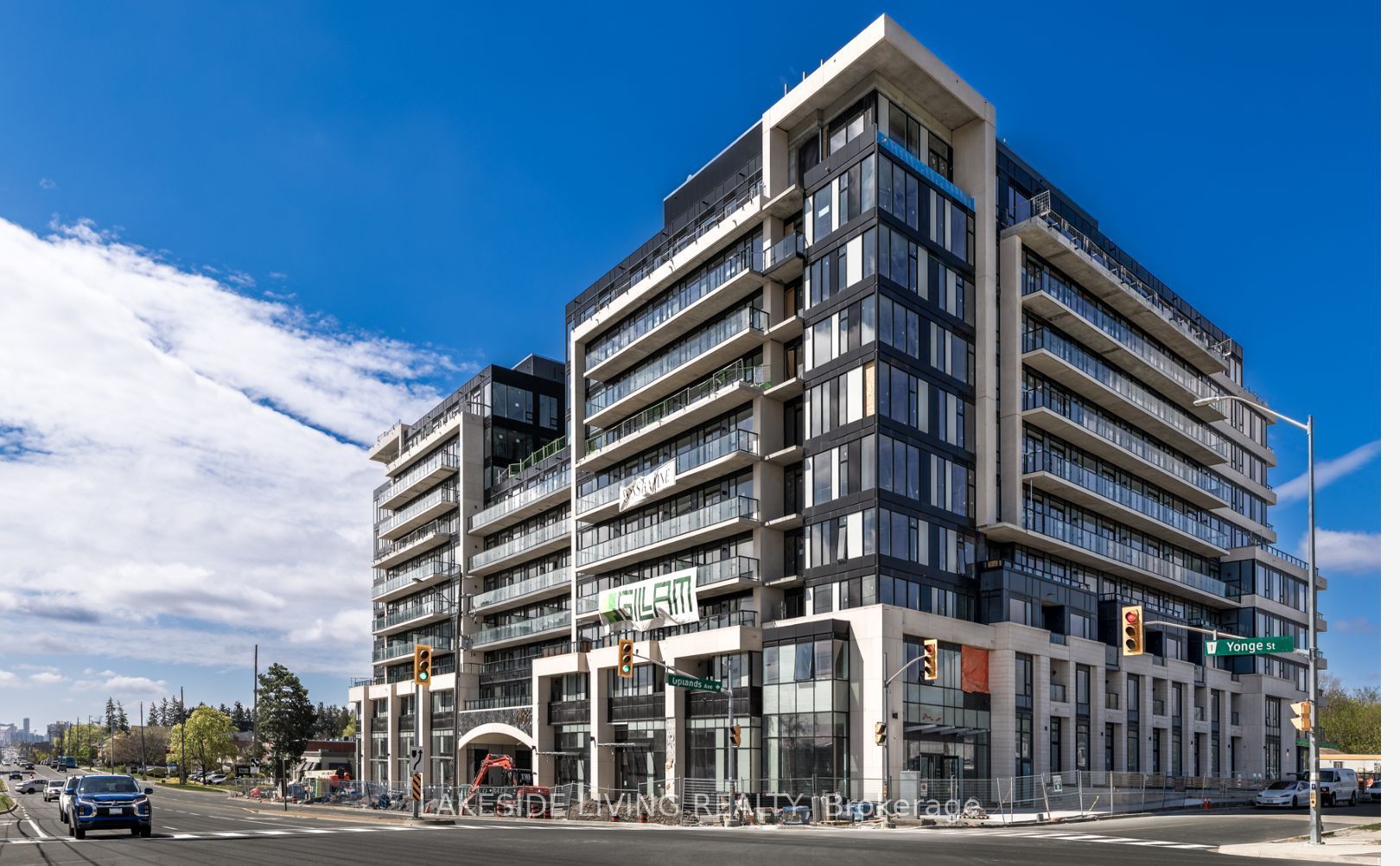 8188 Yonge Street 309 Property Photo 1