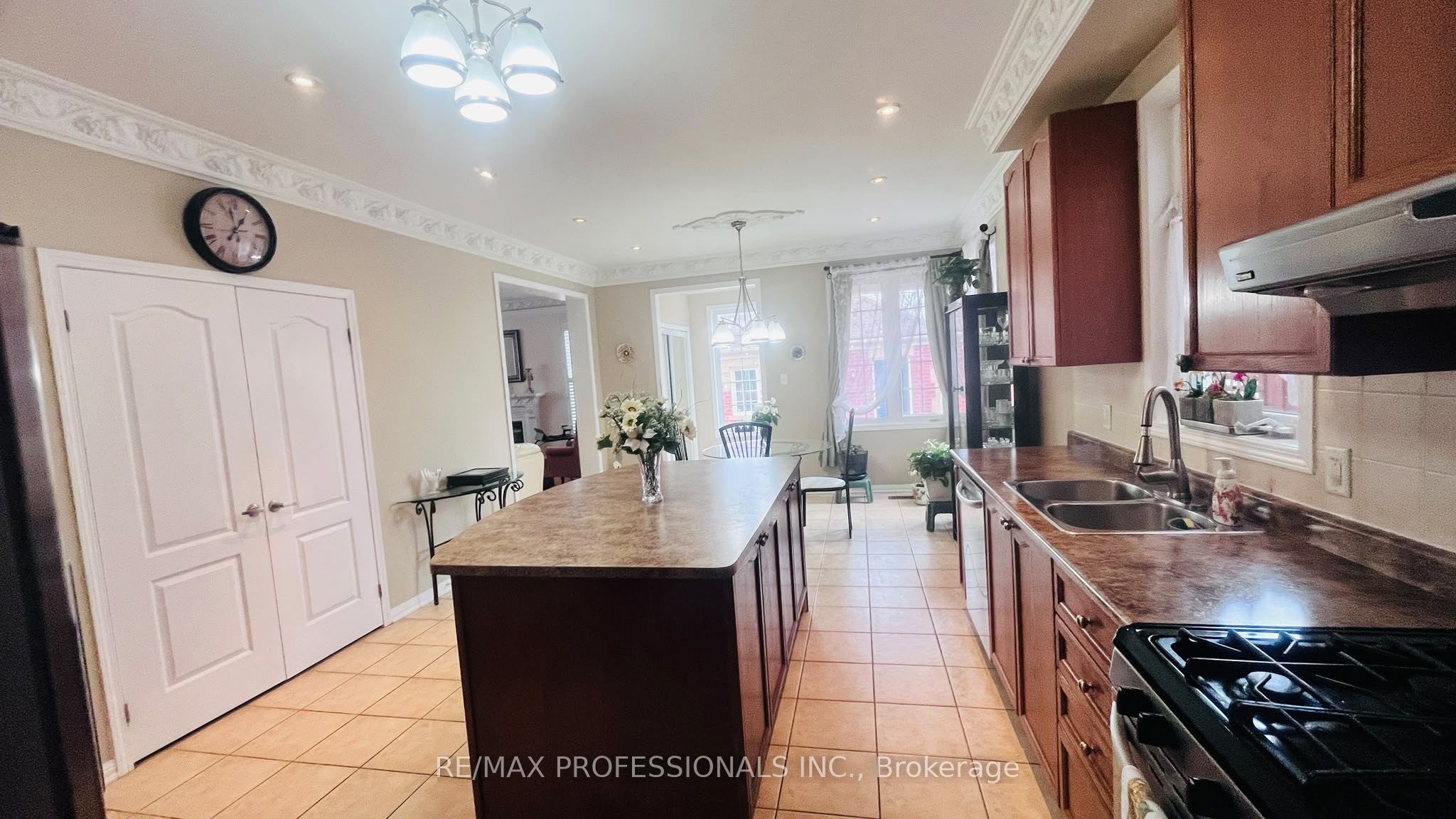 49 Colchester Street Property Photo 16