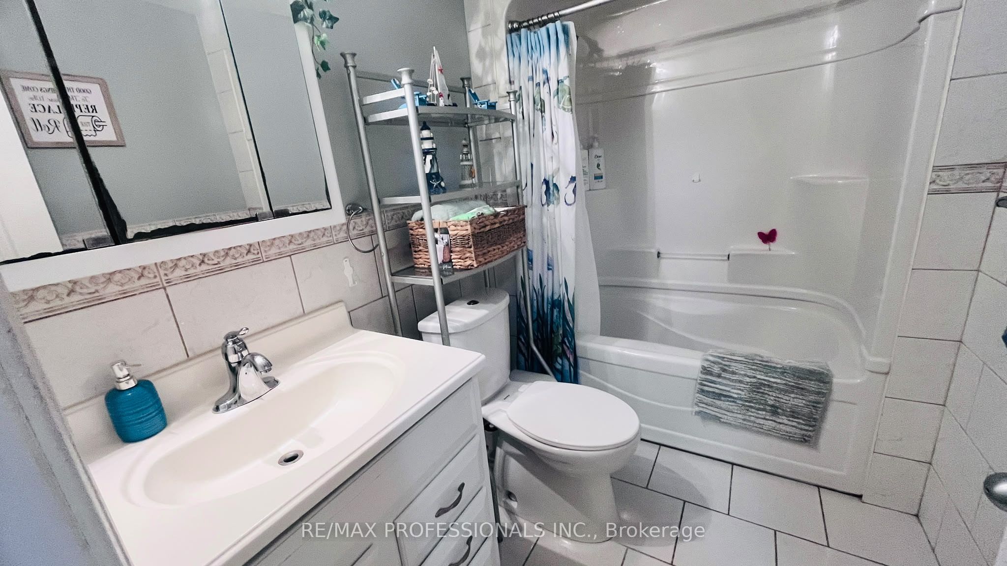 49 Colchester Street Property Photo 37