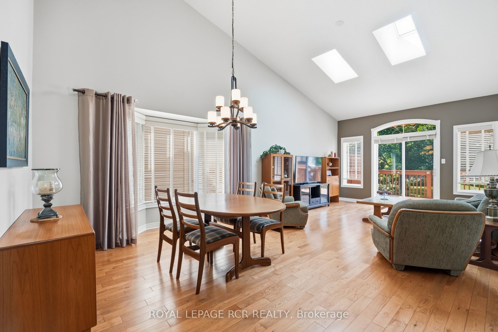 46 Sunset Boulevard Property Photo 16