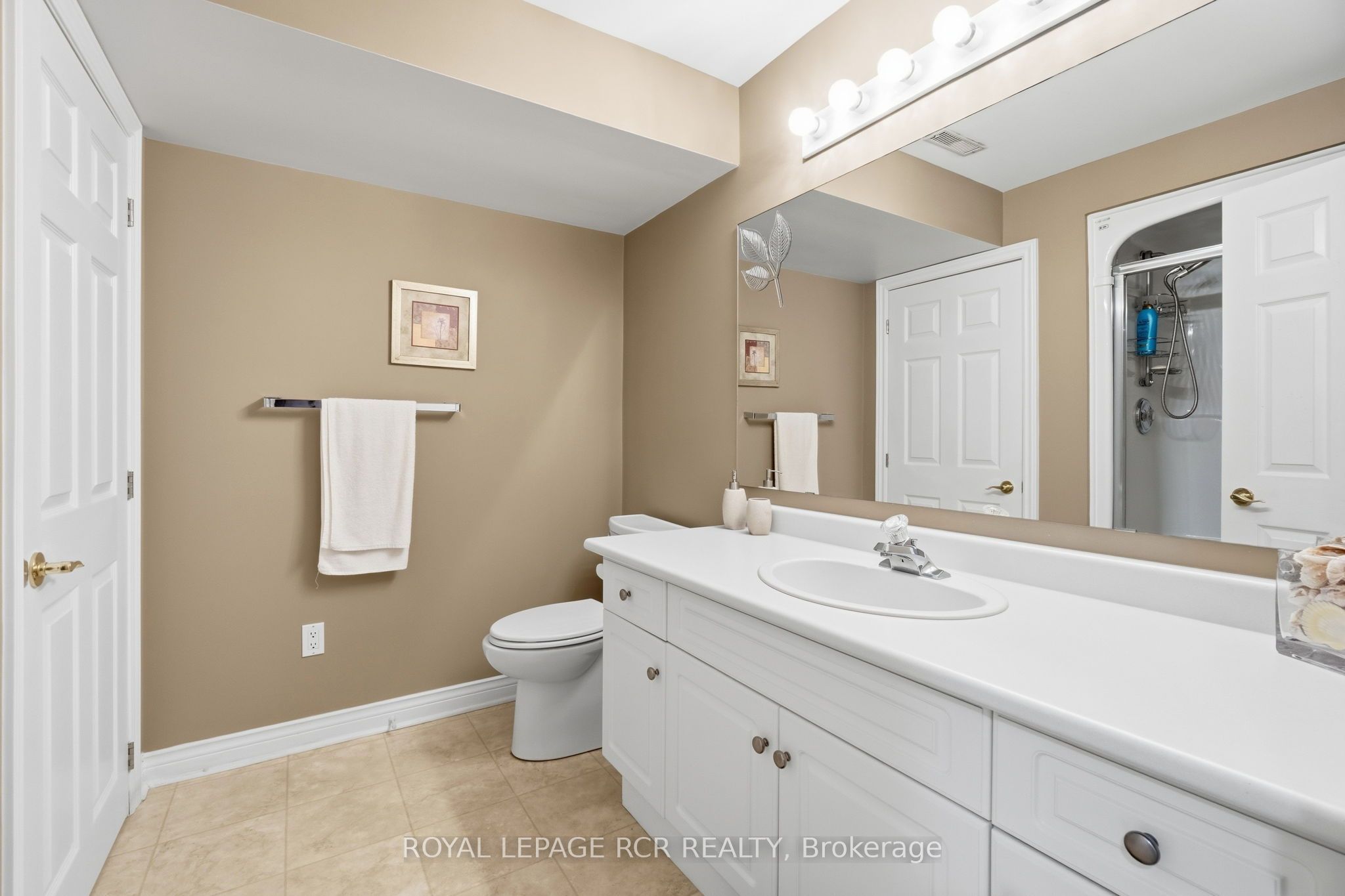 46 Sunset Boulevard Property Photo 28