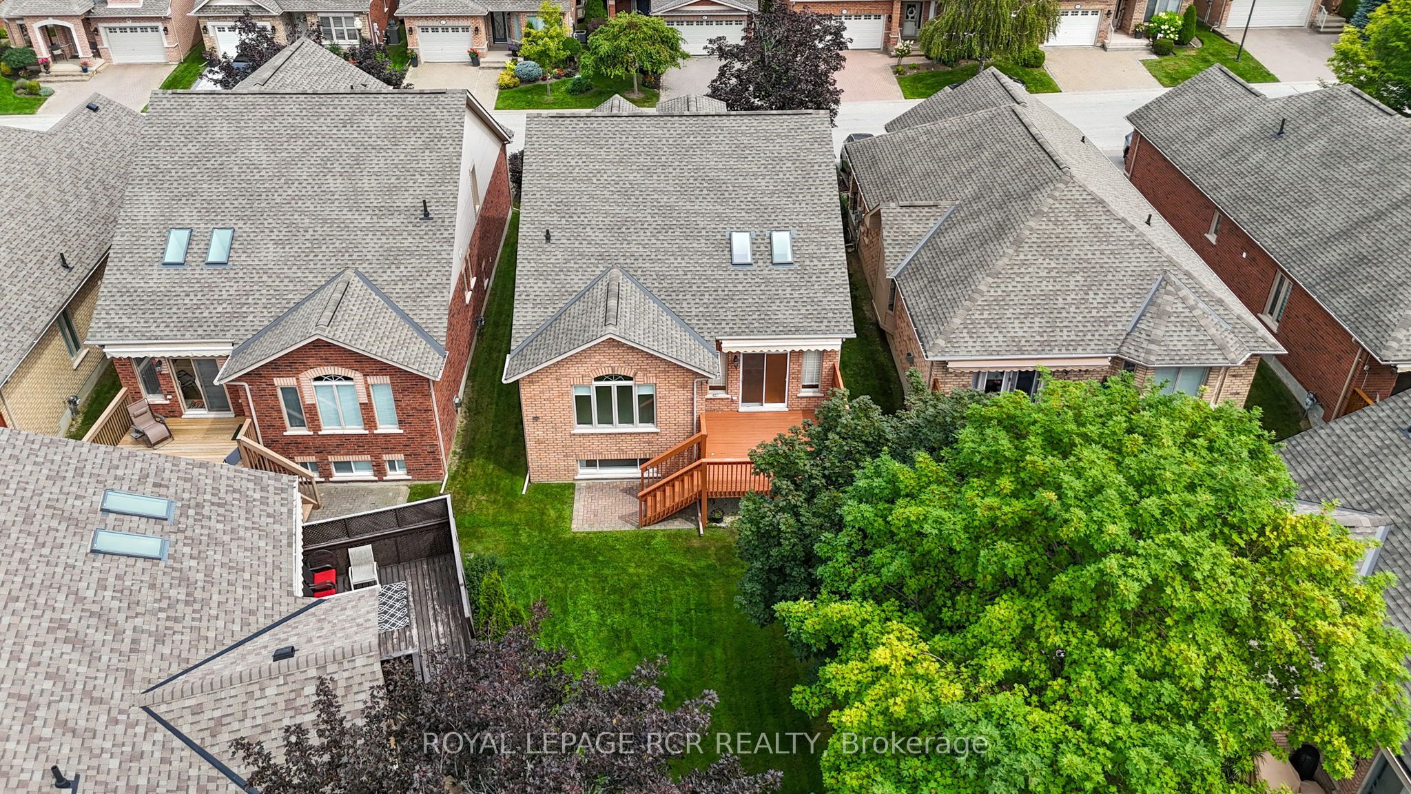 46 Sunset Boulevard Property Photo 34