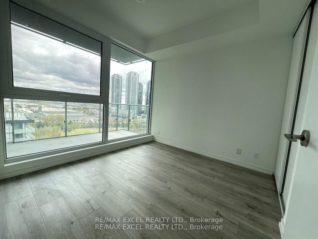 7890 Jane Street 1211 Property Photo 6