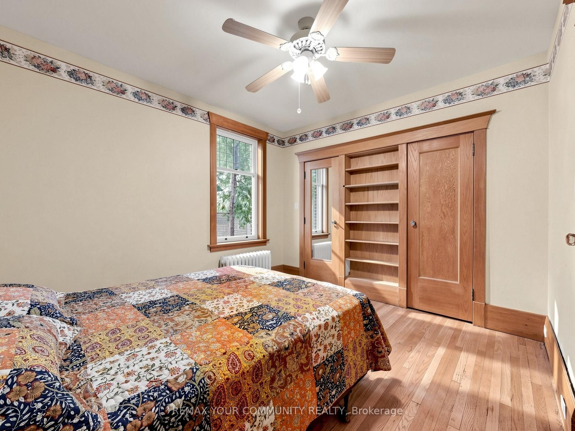 6055 Main Street Property Photo 16