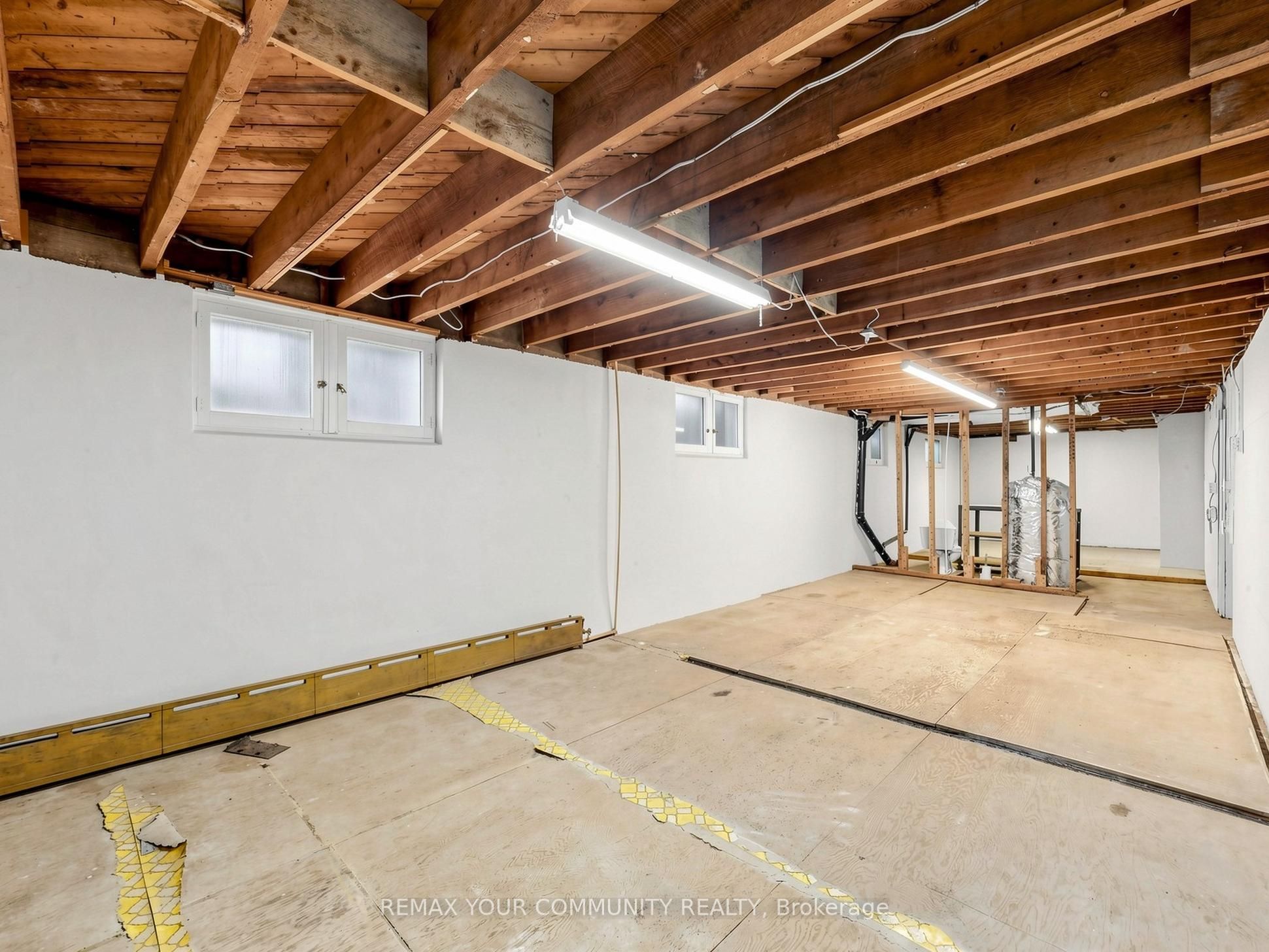 6055 Main Street Property Photo 29