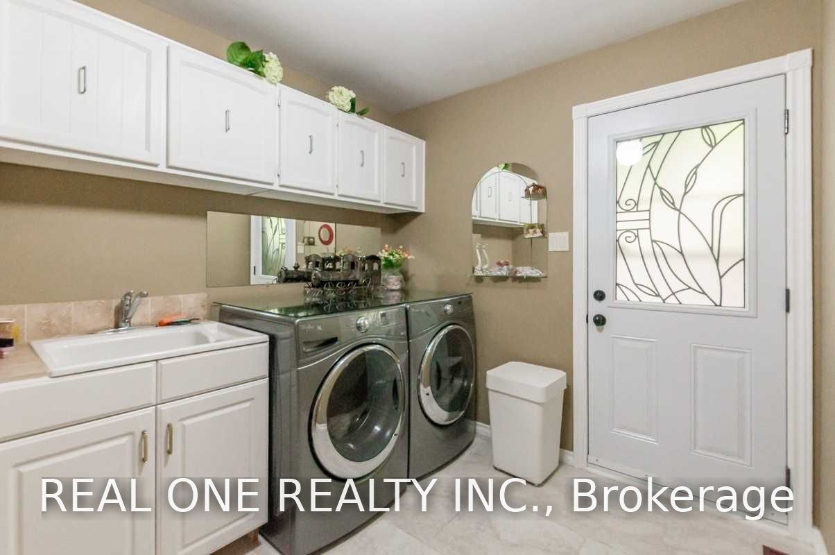 125 Briarwood Road Property Photo 18