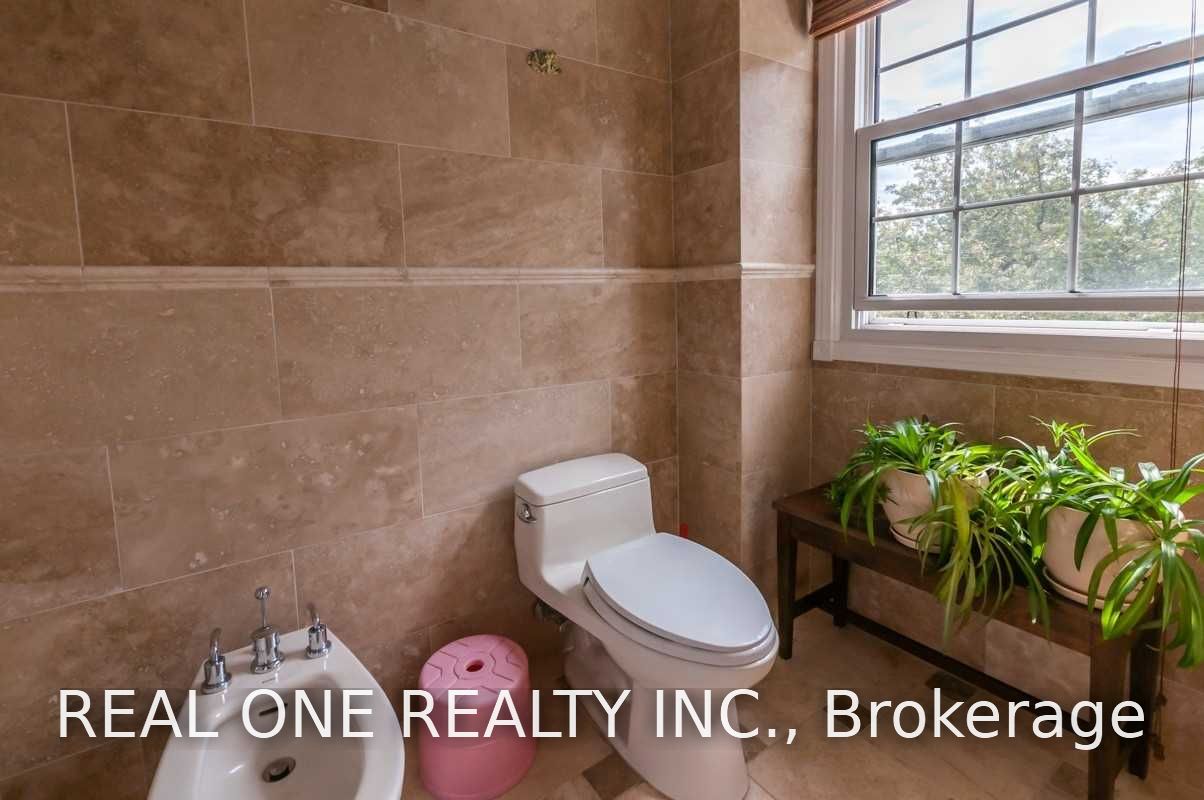 125 Briarwood Road Property Photo 23