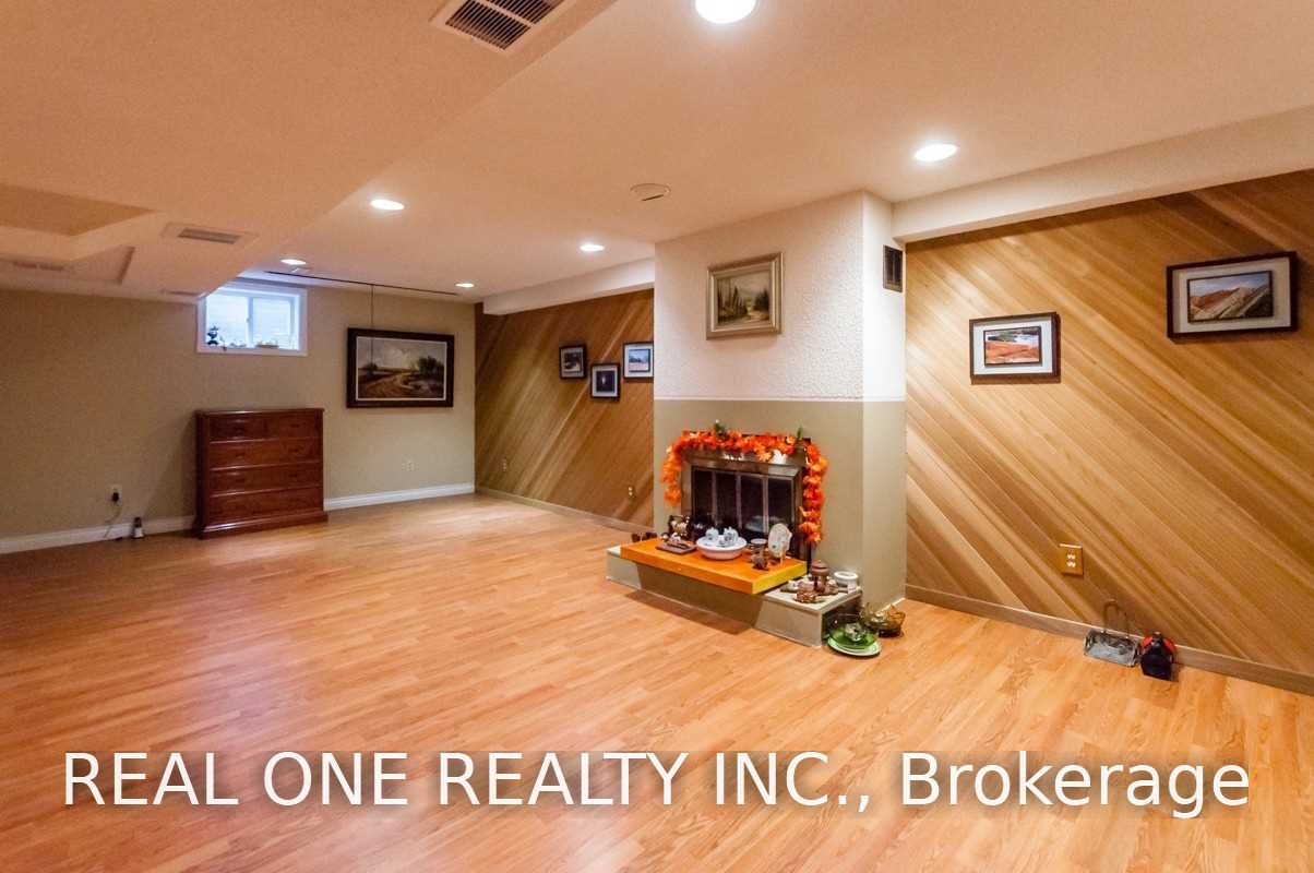 125 Briarwood Road Property Photo 28