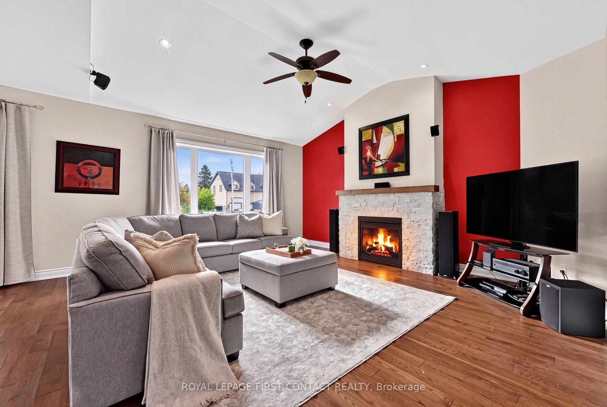 981 Ewart Street Property Photo 11