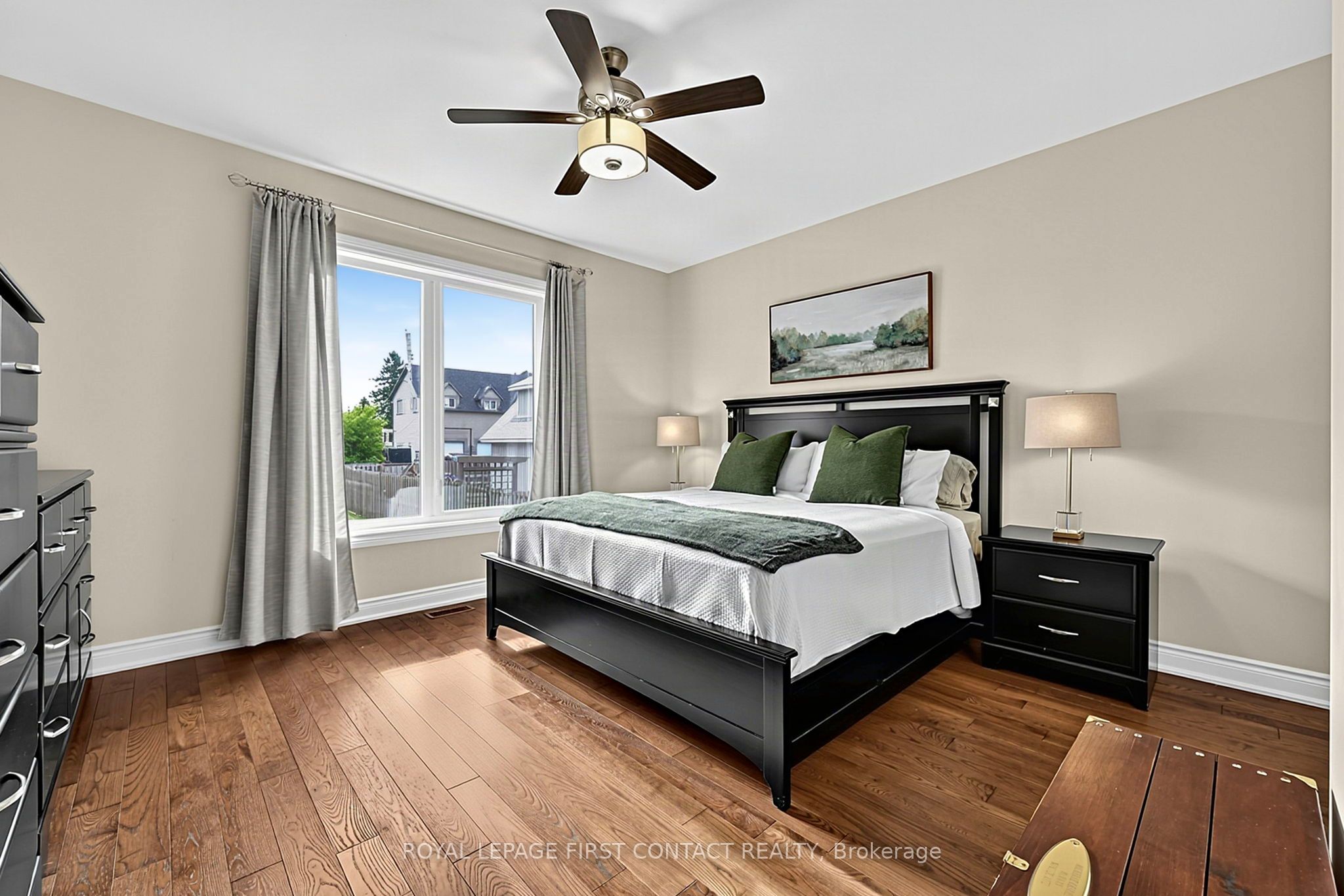 981 Ewart Street Property Photo 14