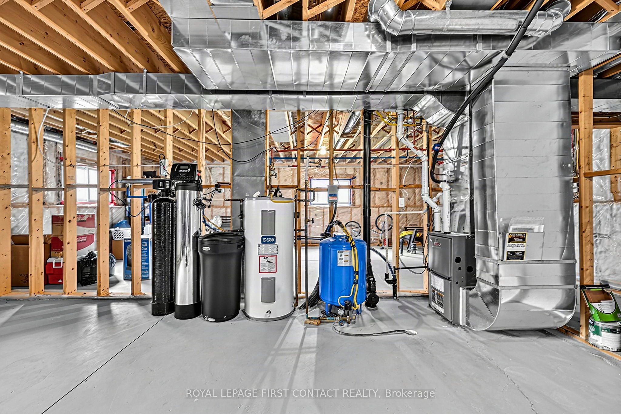 981 Ewart Street Property Photo 22