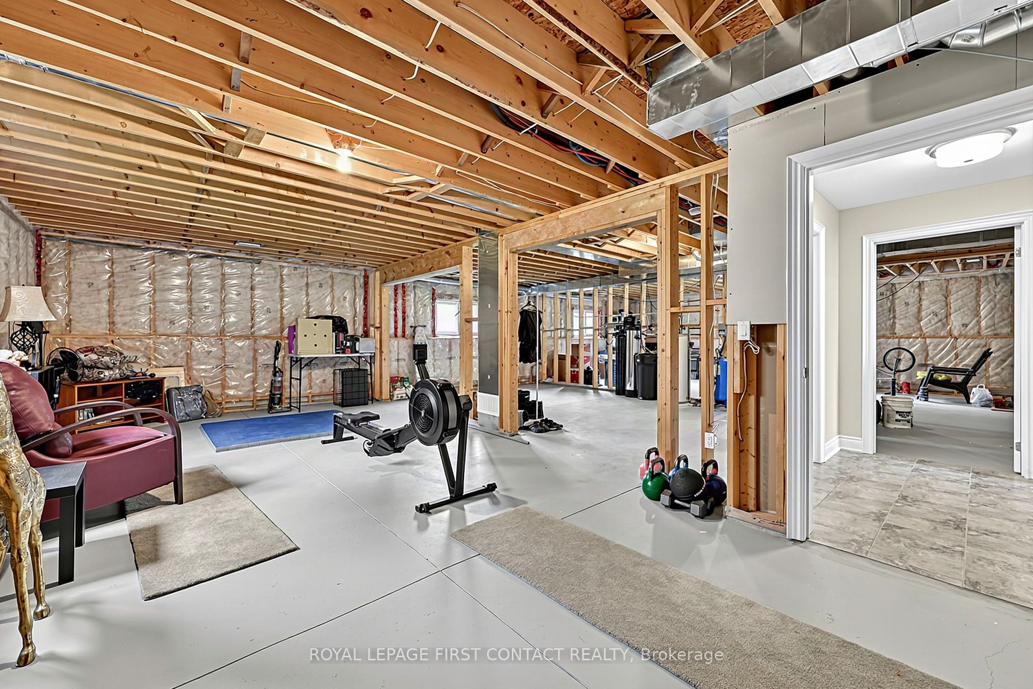 981 Ewart Street Property Photo 24