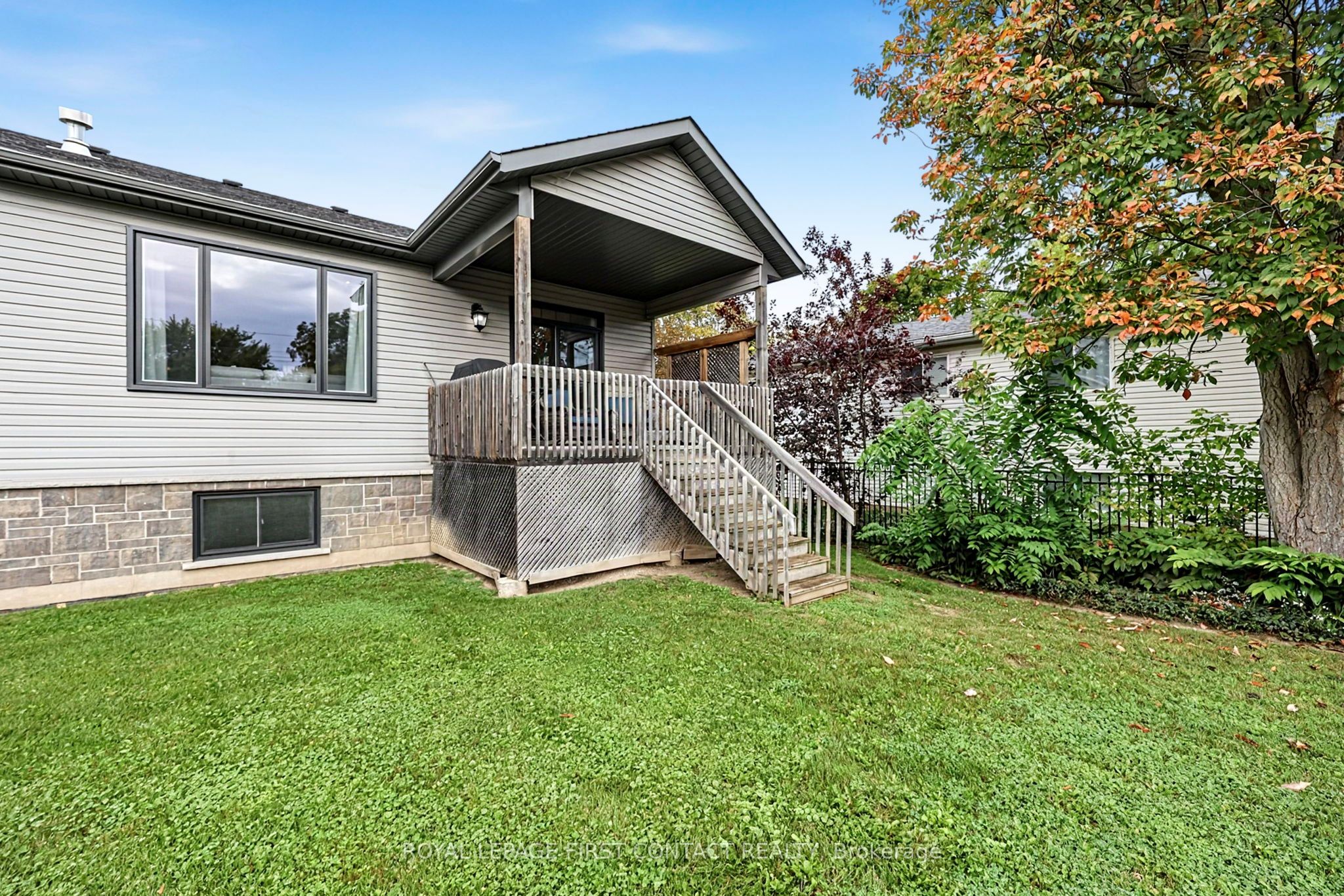 981 Ewart Street Property Photo 27