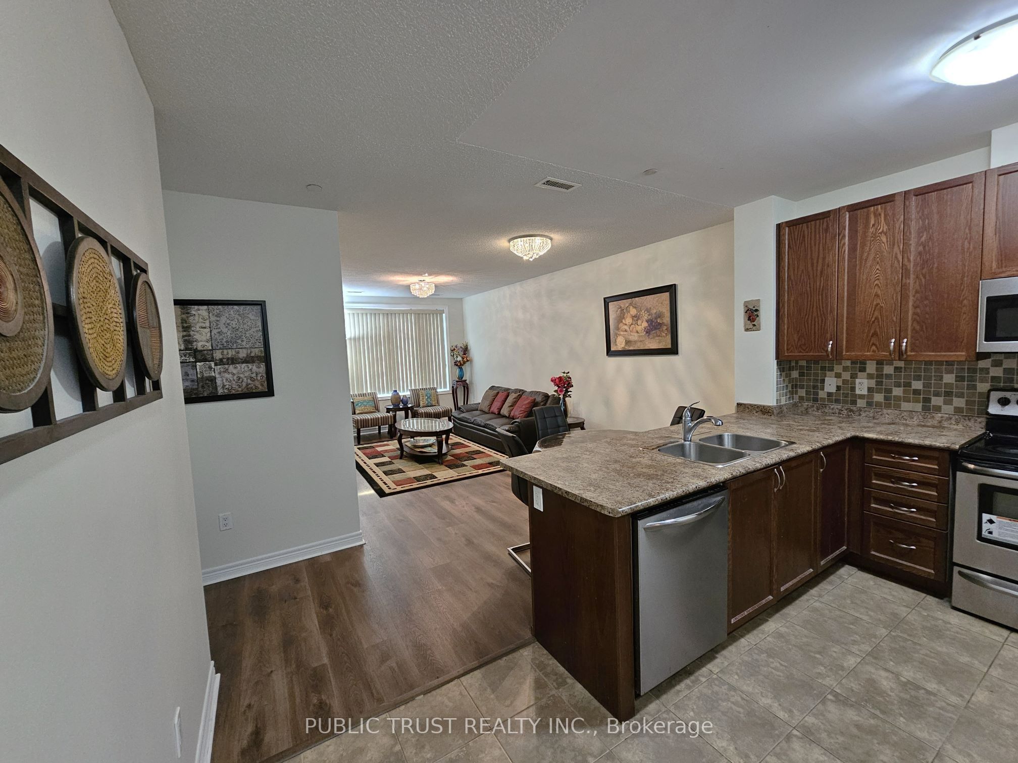 7400 Markham Road 414 Property Photo 10