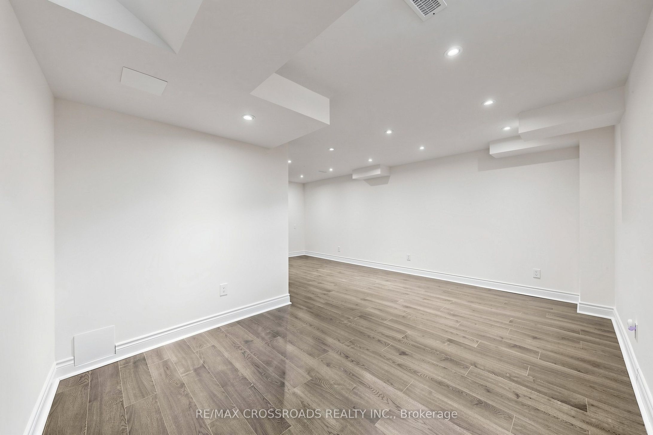 51 Borjana Boulevard Property Photo 40