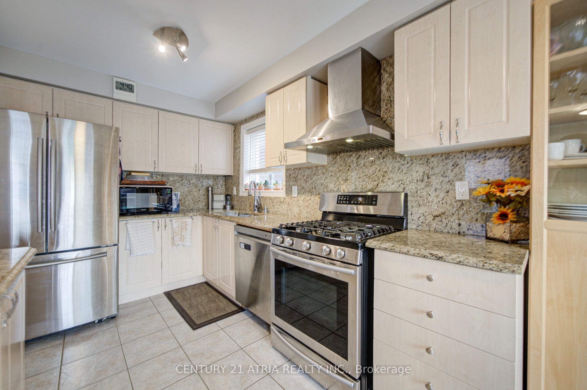 24 William Grant Road Property Photo 5
