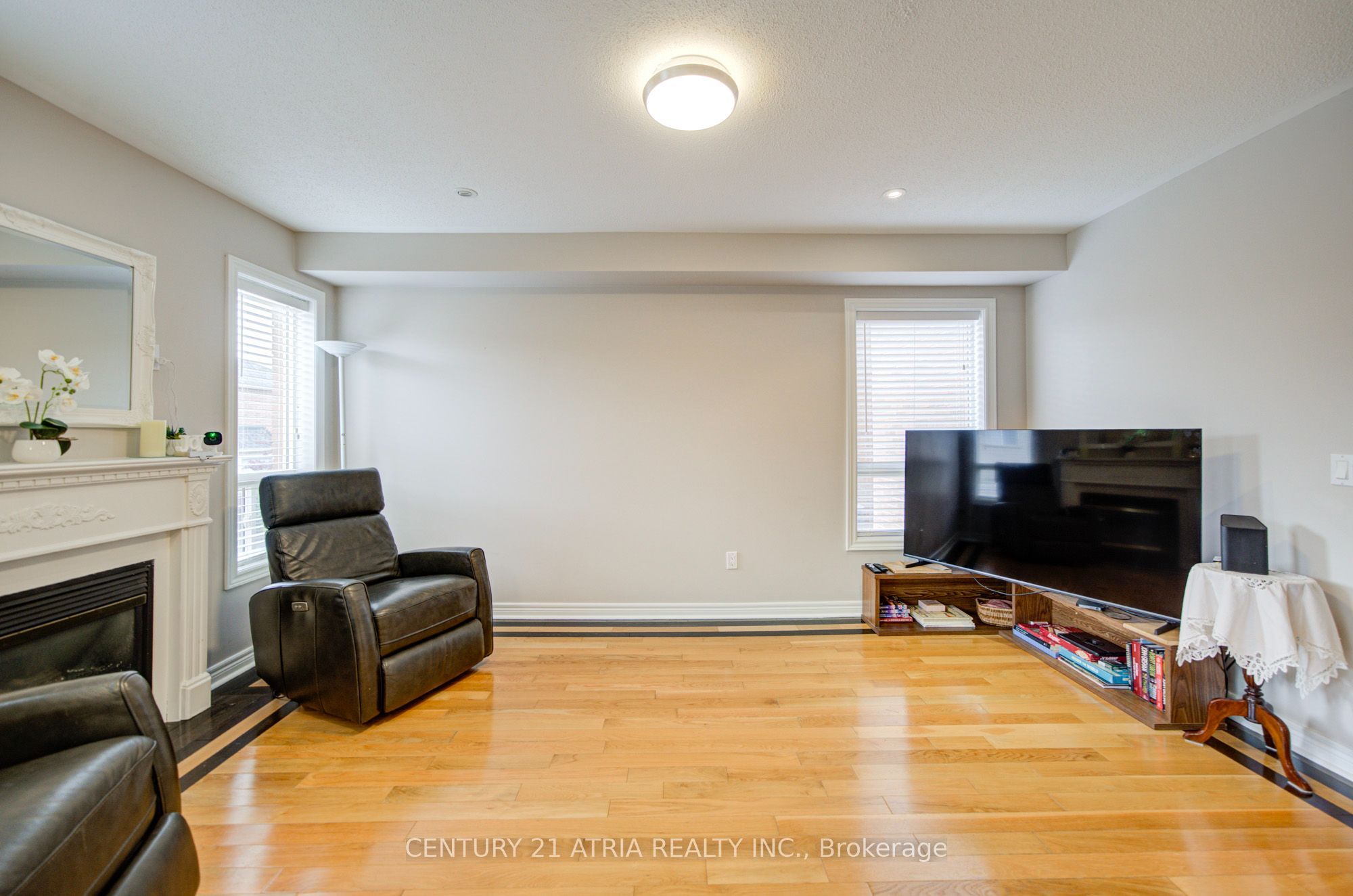 24 William Grant Road Property Photo 9