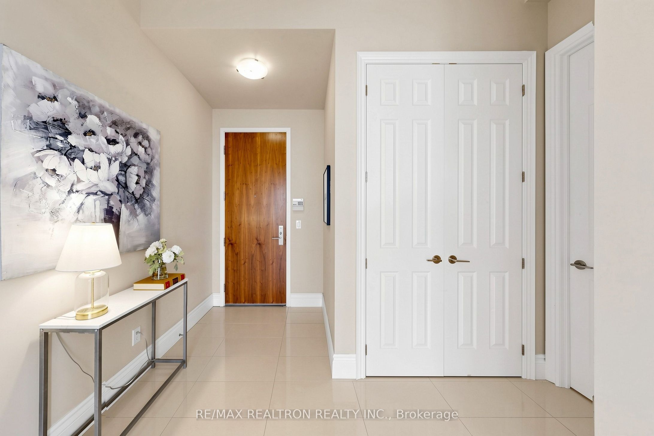 39 Galleria Parkway Uph3 Property Photo 8