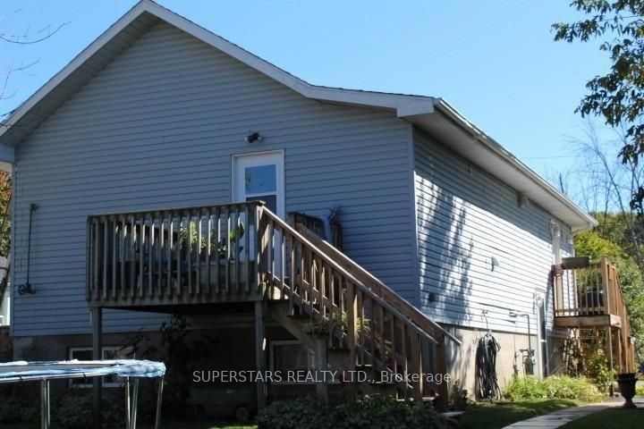276 Parkwood Avenue Bsmt Property Photo 2