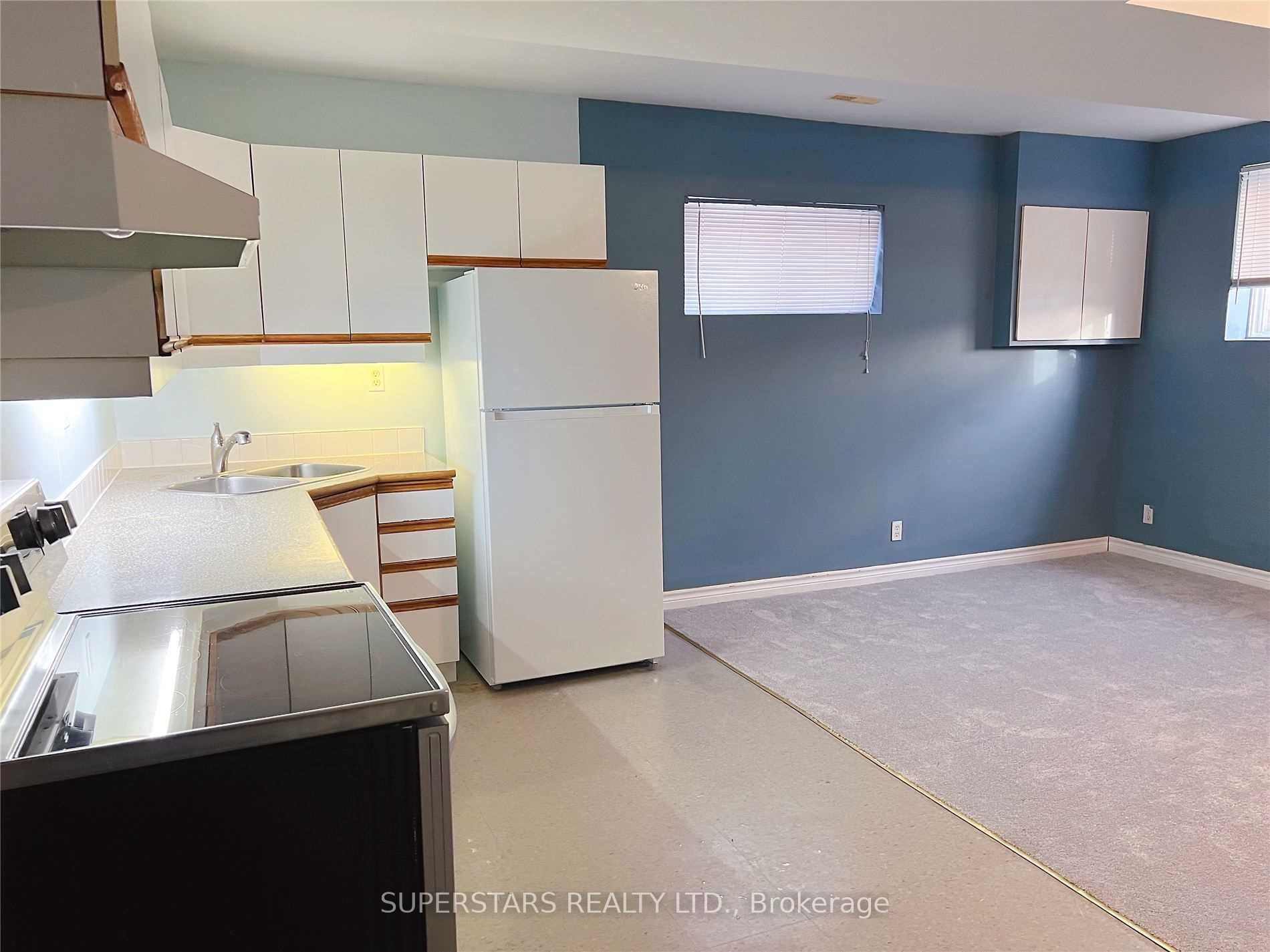 276 Parkwood Avenue Bsmt Property Photo 4