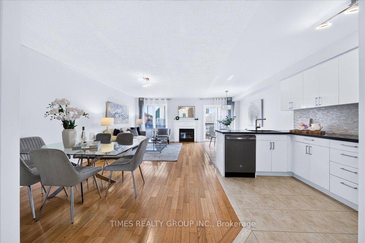224 Westway Crescent Property Photo 12
