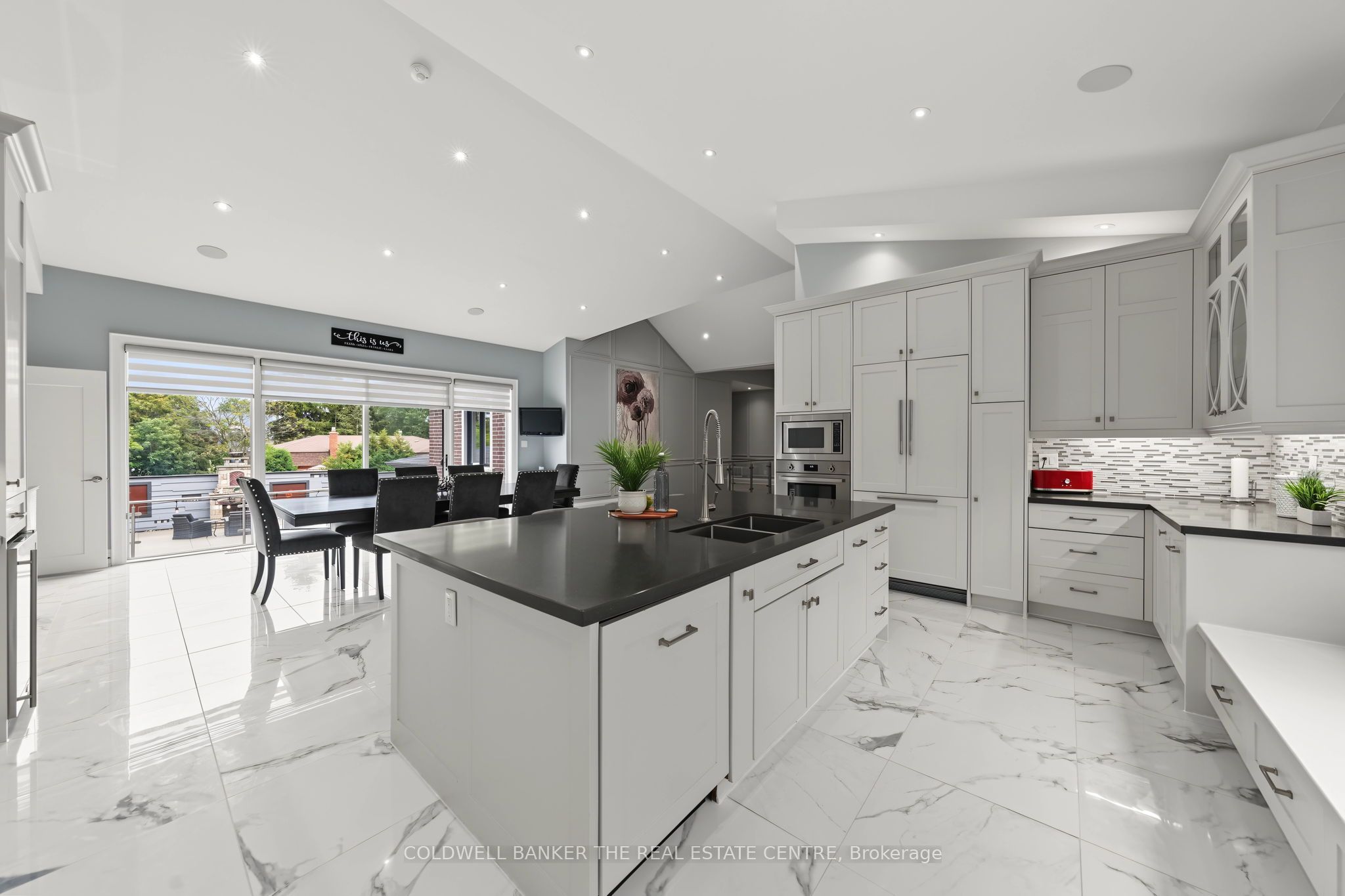 43 Wellington Street Property Photo 8